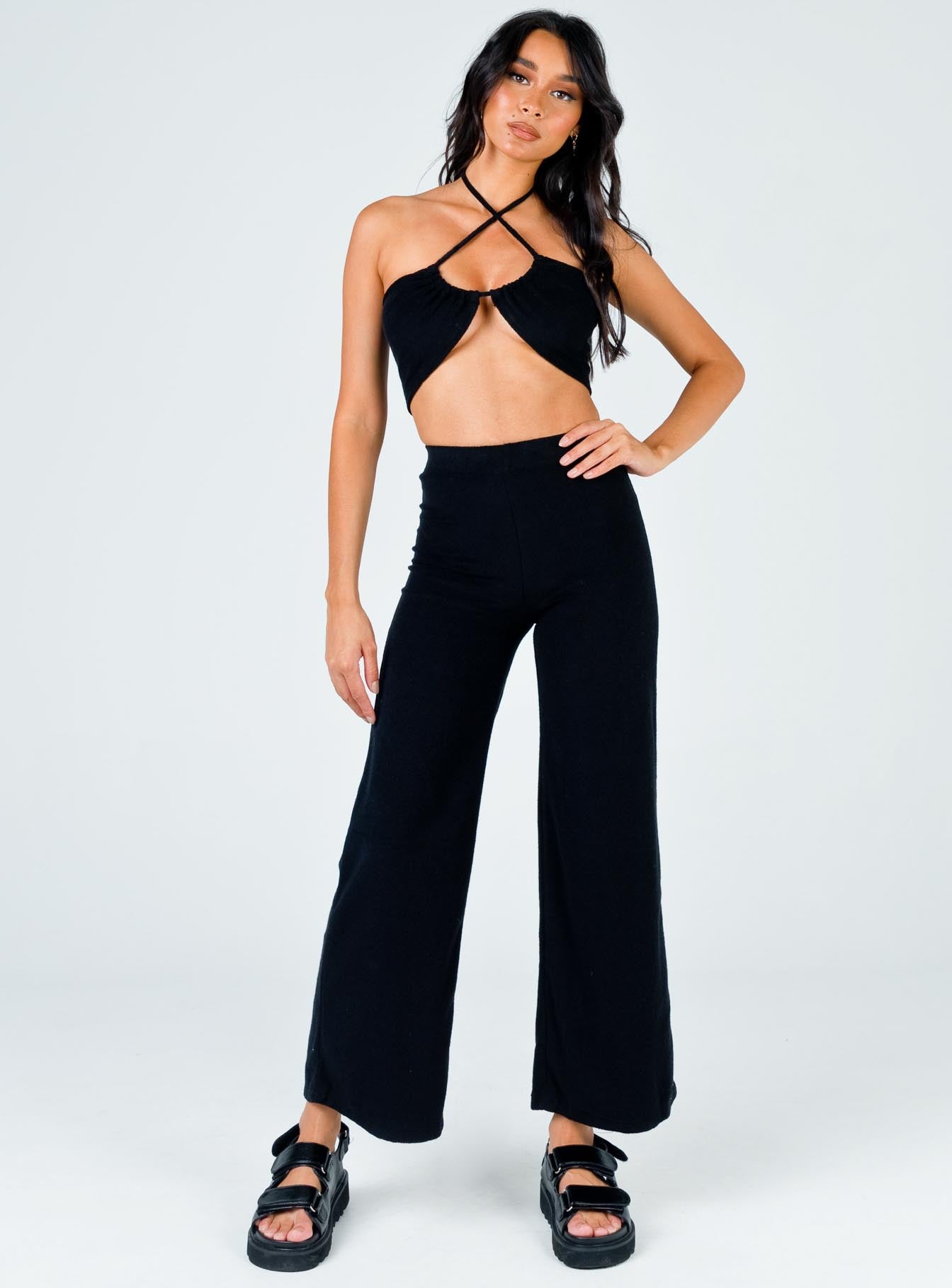 Latiana Set Black - Image 3