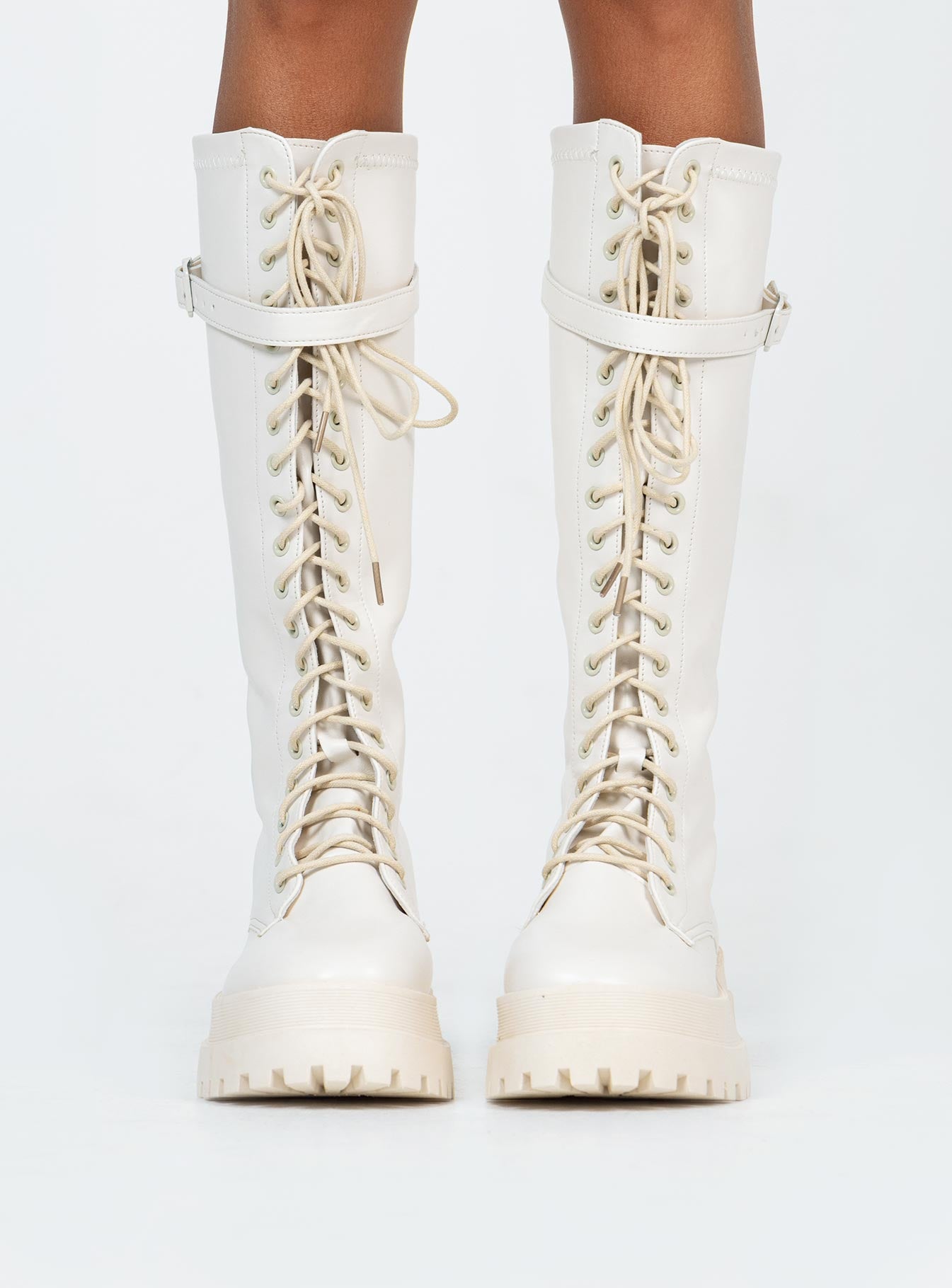 Fulton Lace Up Boots Cream - Image 2