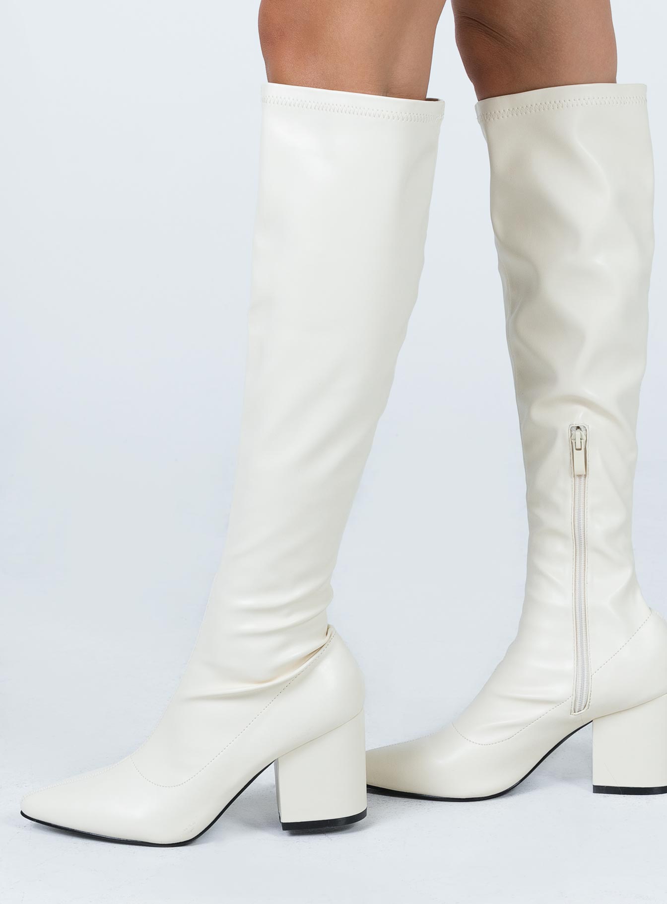 Olsen Boots White - Image 2