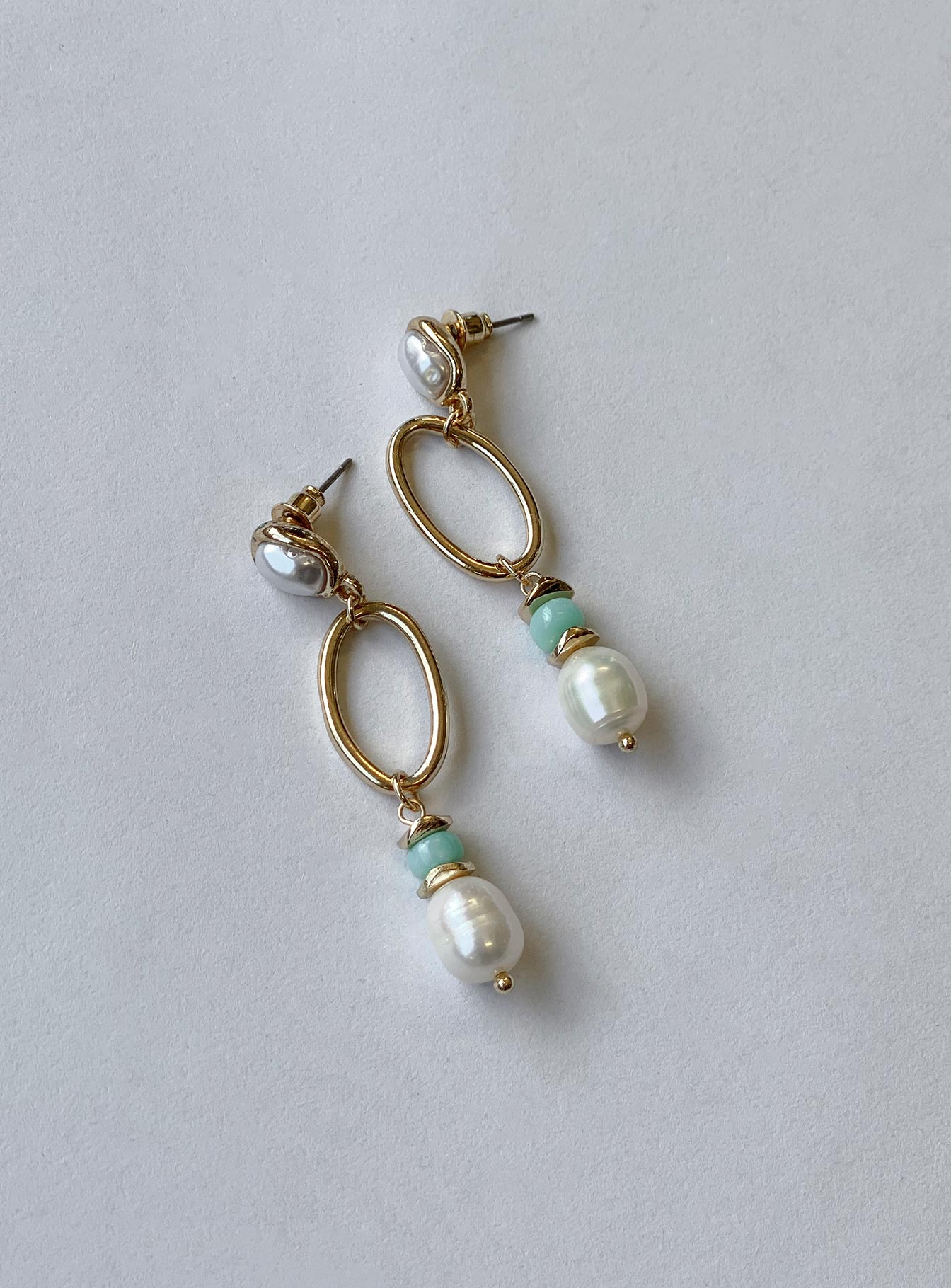 Barnett Pearl Earrings Gold - Image 2