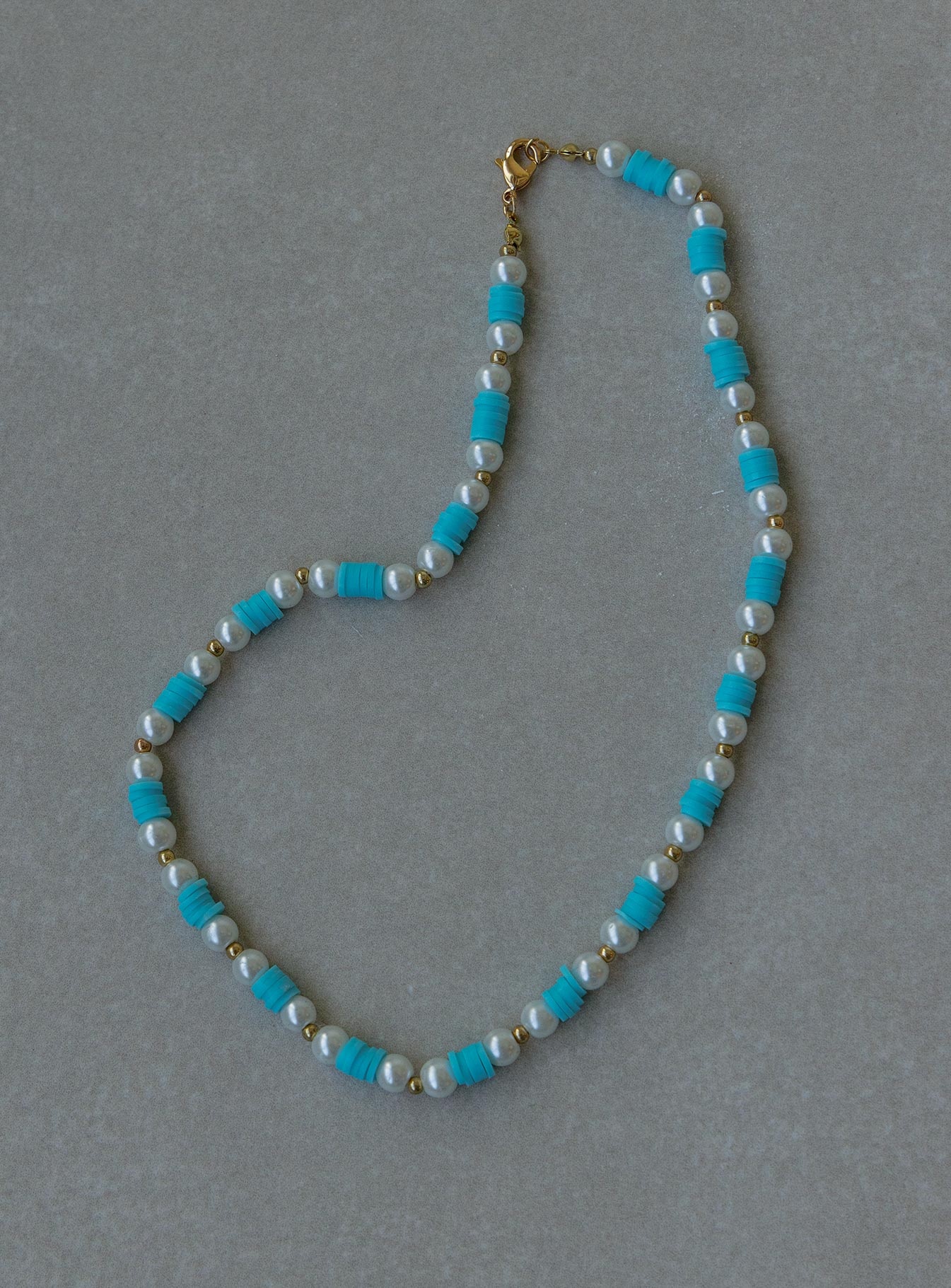 Delaria Heishi Bead Pearl Necklace Blue / Multi - Image 2
