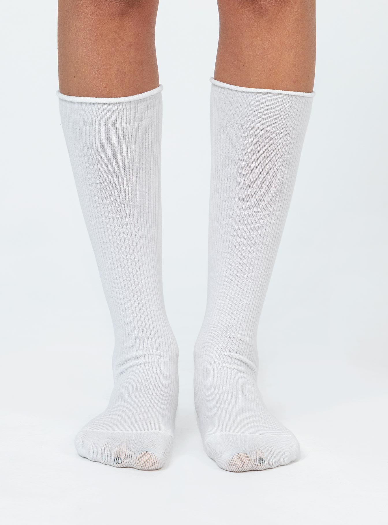 Garnet Socks White - Image 2
