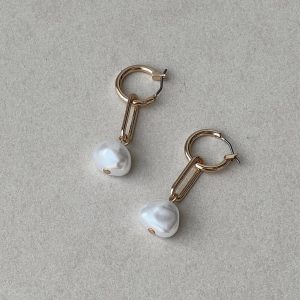 Alda Earrings Gold / White