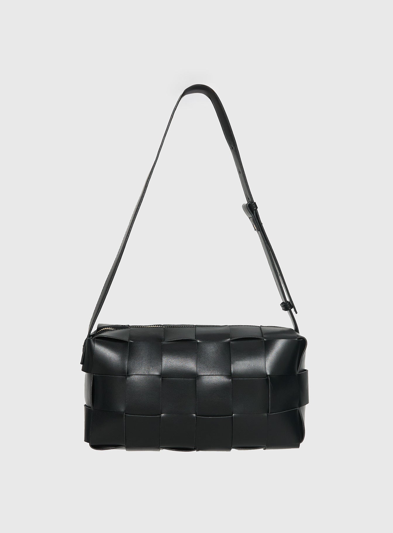Declynn Woven Shoulder Bag Black - Image 2