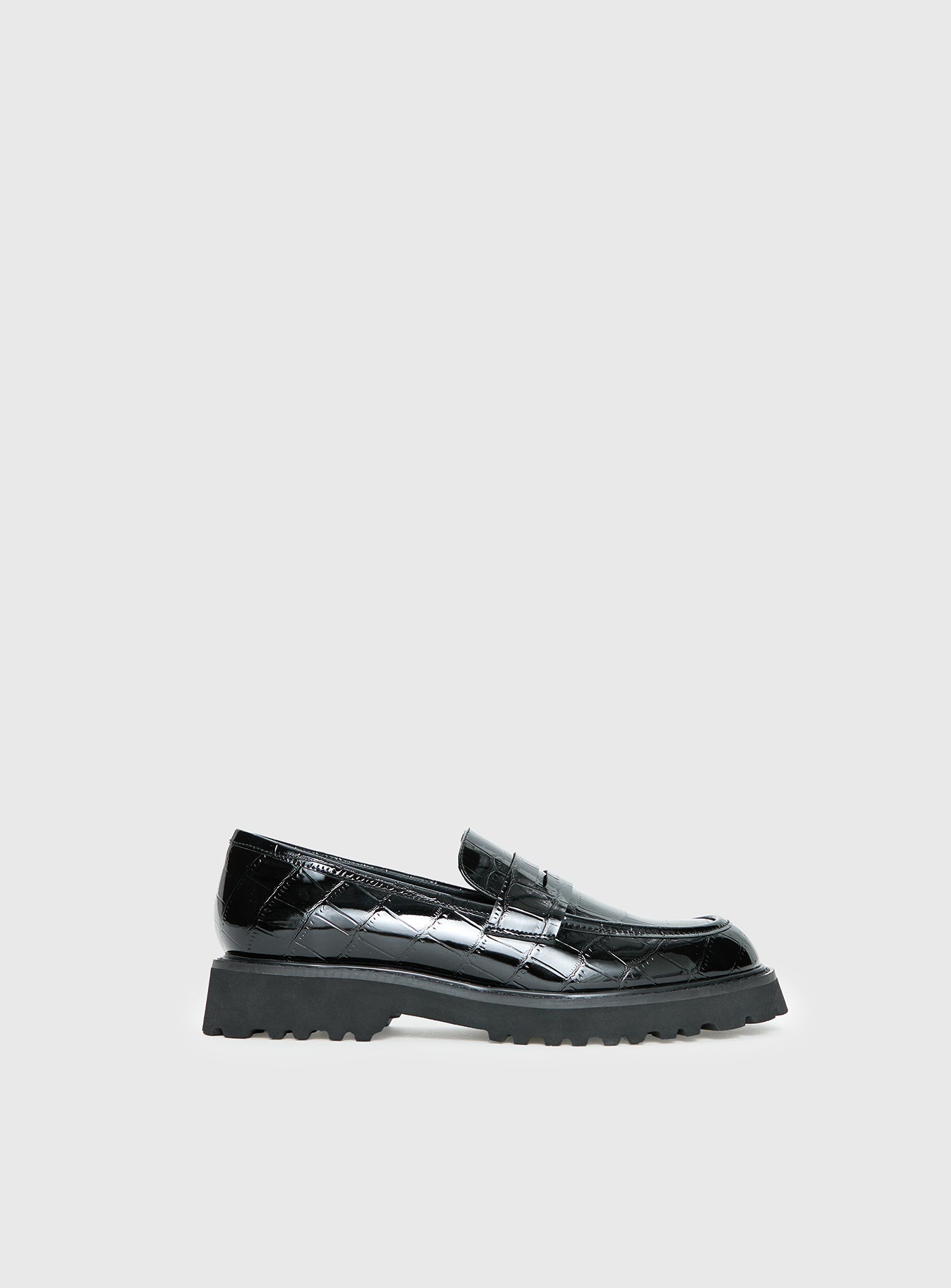 Face The Wind Faux Leather Loafers Black - Image 2