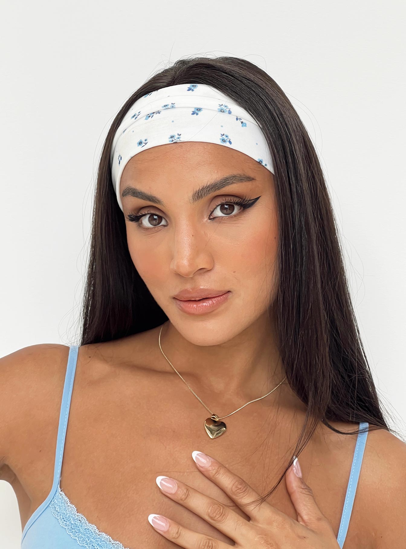The Juney Headband Blue Floral - Image 4