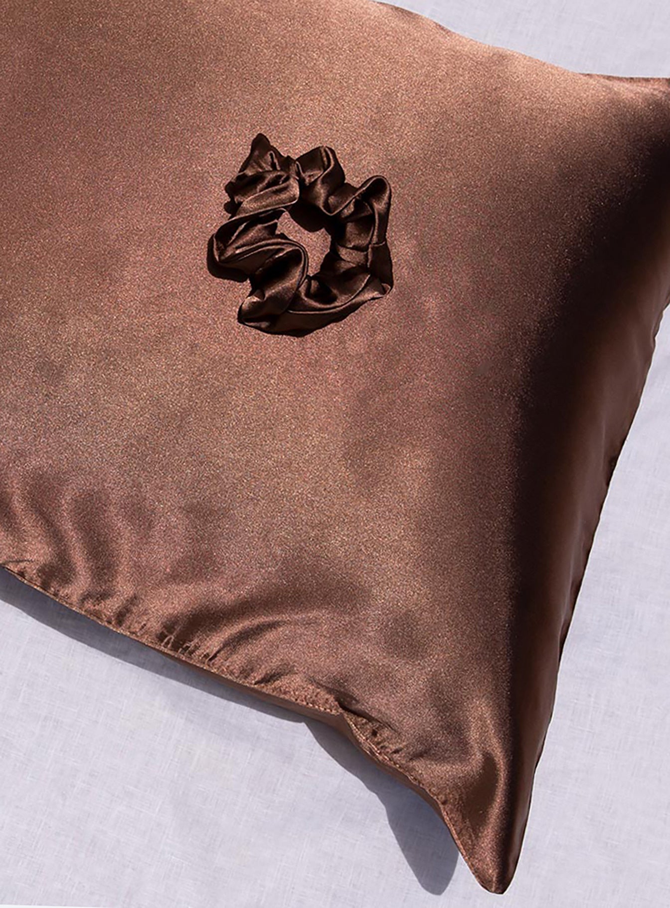 Beauty Sleep Silky Set Chocolate - Image 2