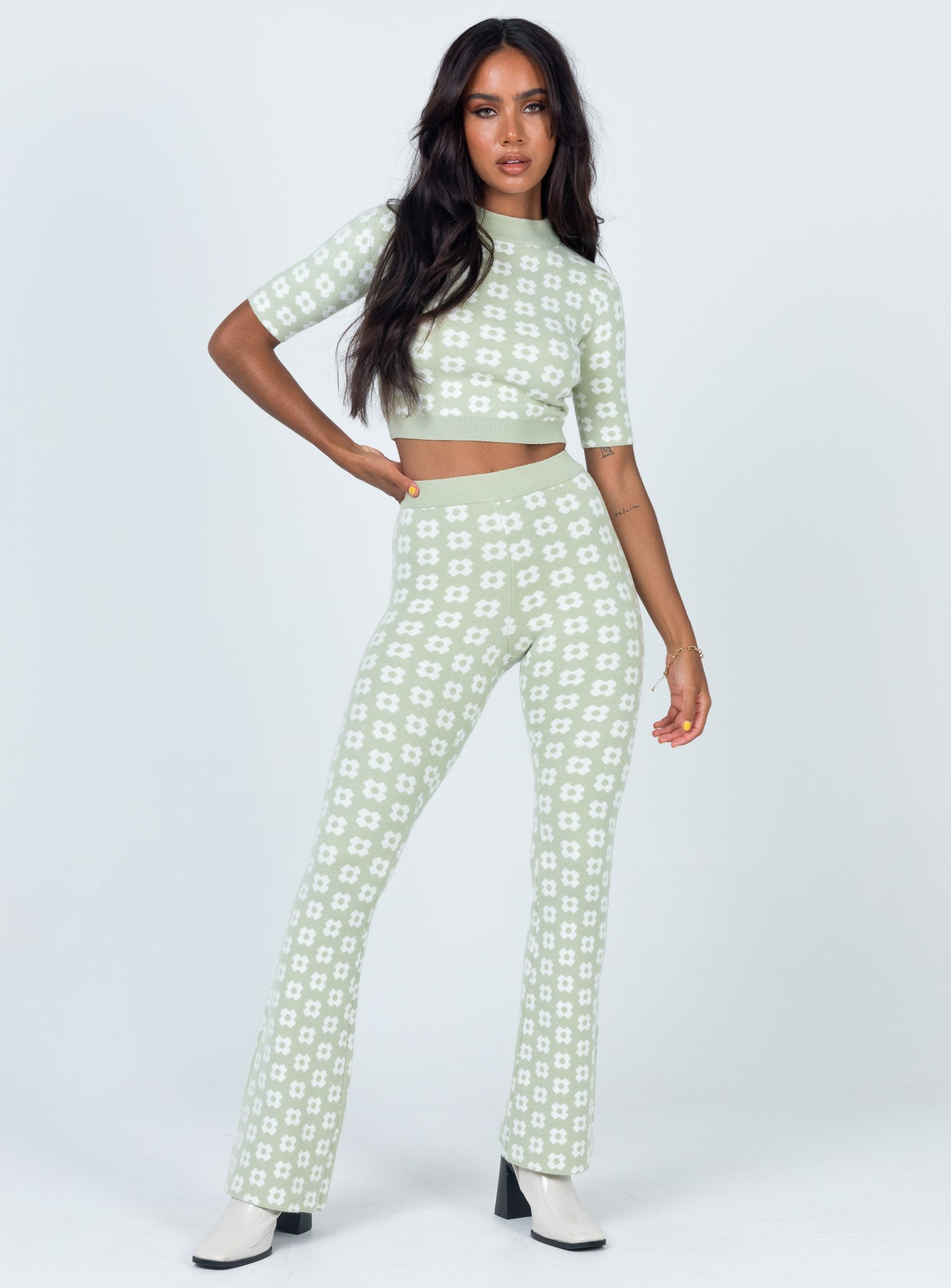 Adora Set Sage - Image 2