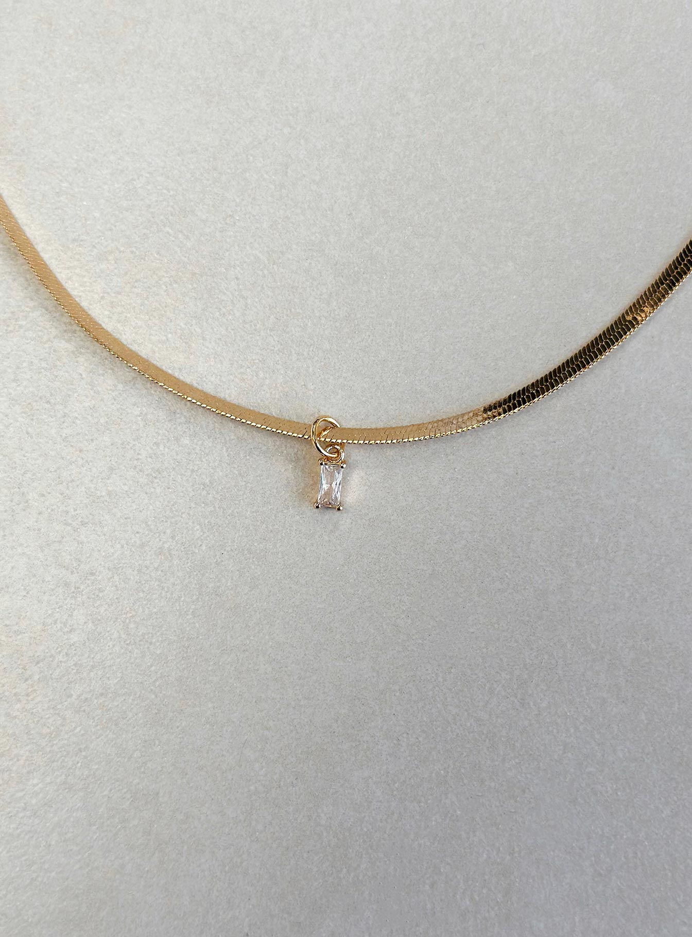 Gina Necklace Clear / Gold - Image 2