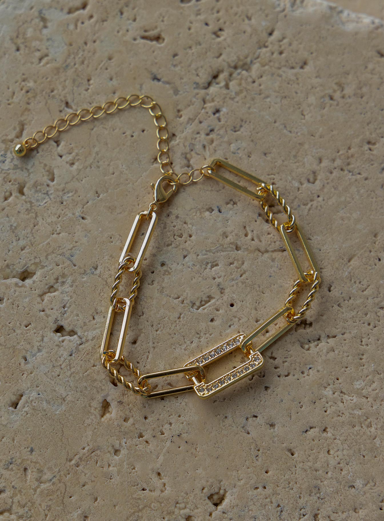 Darrow Chain Link Bracelet Gold - Image 2