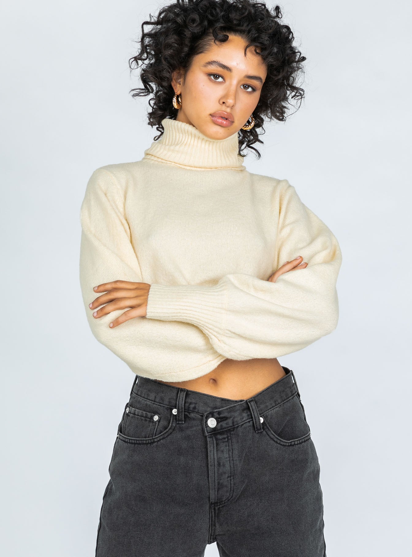 Zahara Cropped Turtleneck Sweater Cream - Image 3