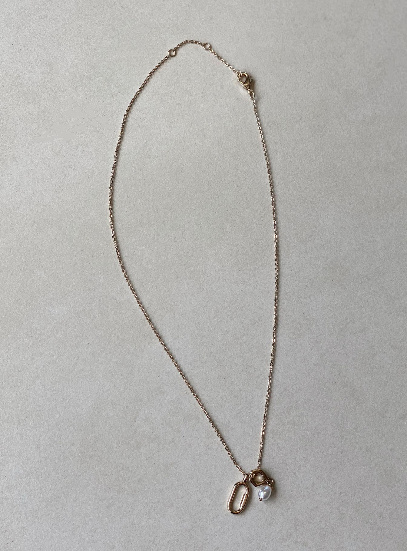 Schofield Pearl Necklace Gold - Image 2