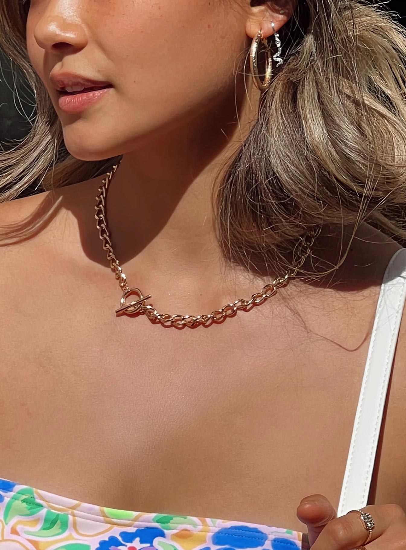 Taren Necklace Gold - Image 4