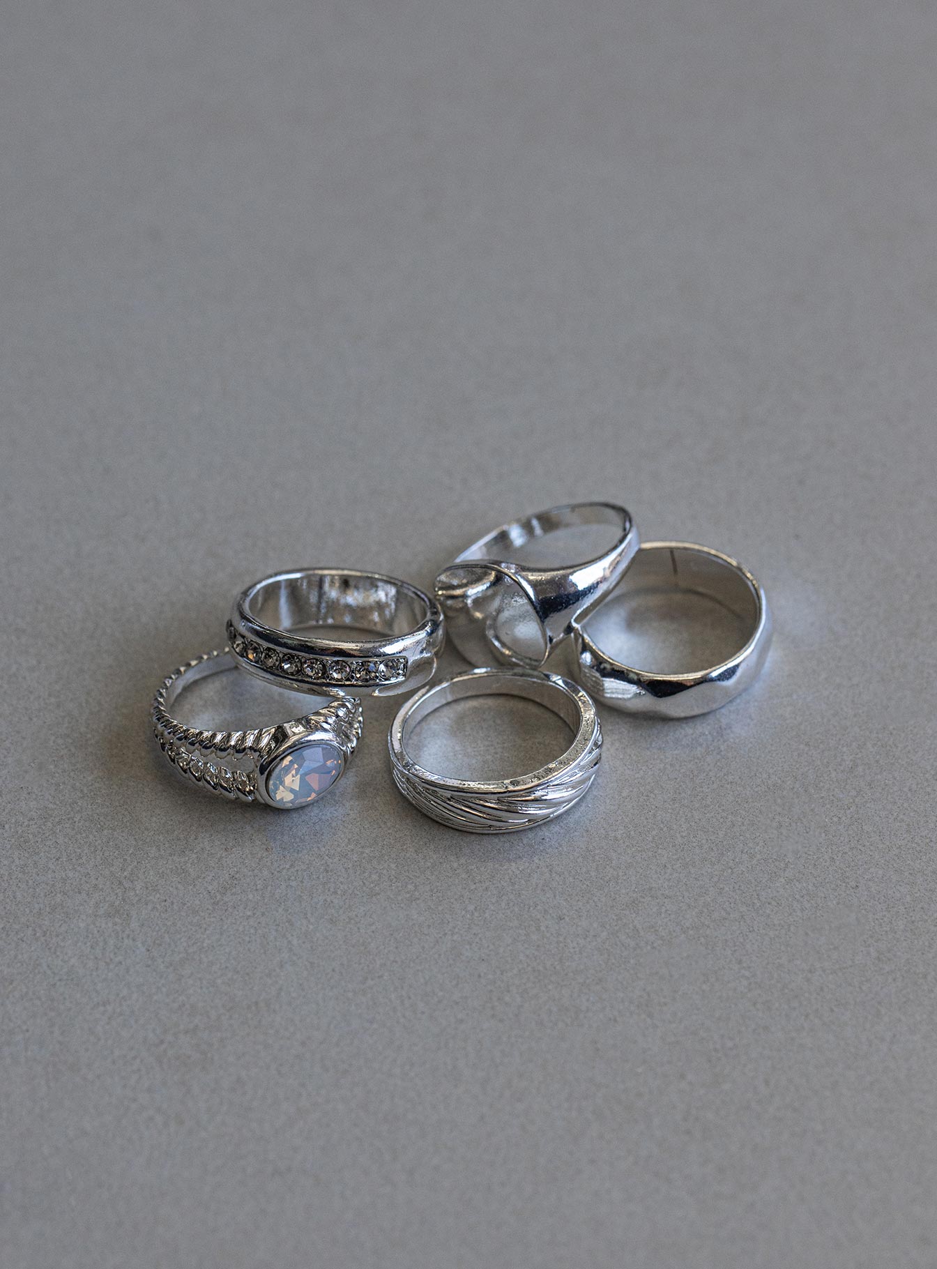 Clevedon Ring Pack Silver - Image 4