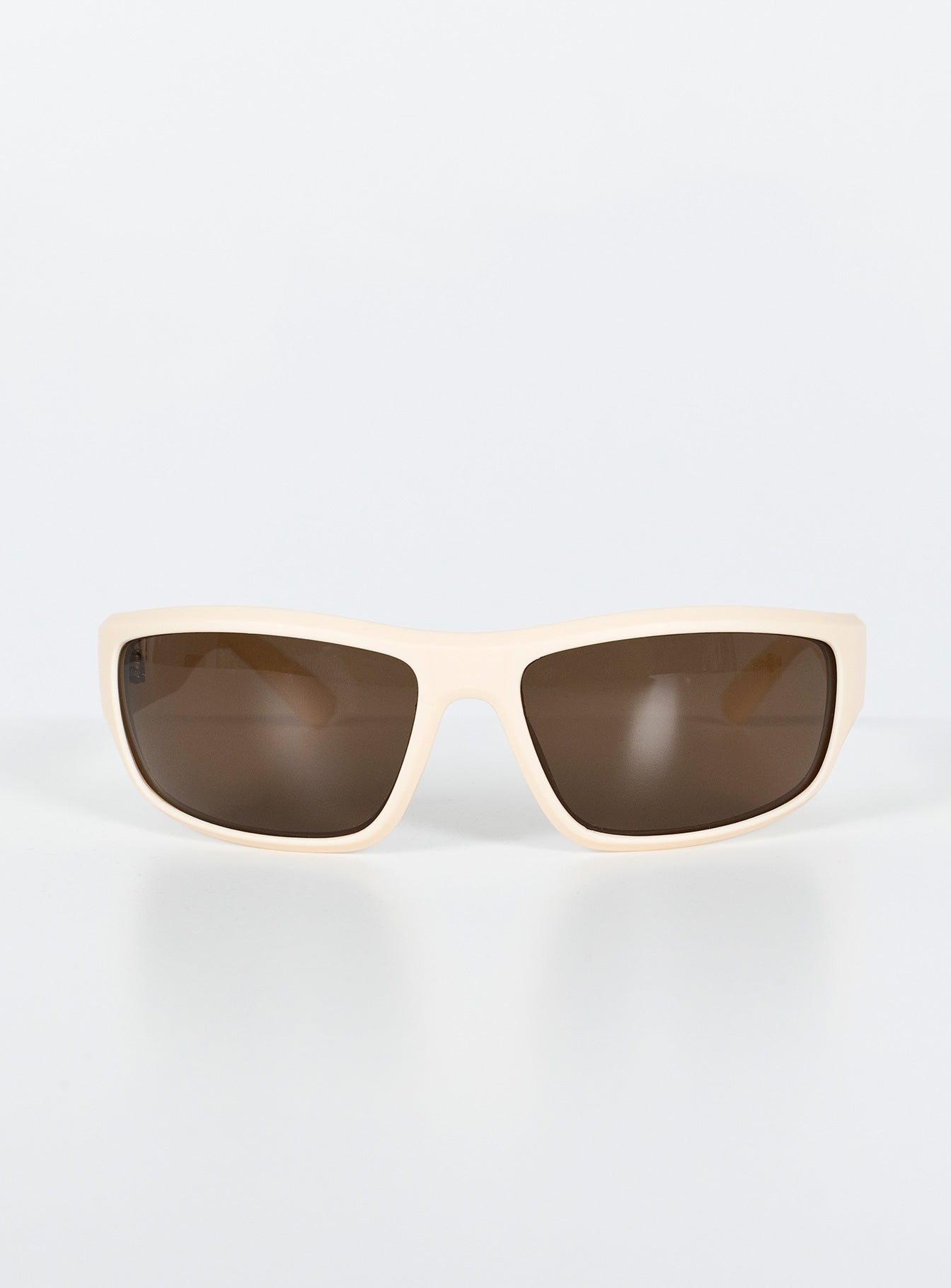 Macmillan Sunglasses Beige - Image 2