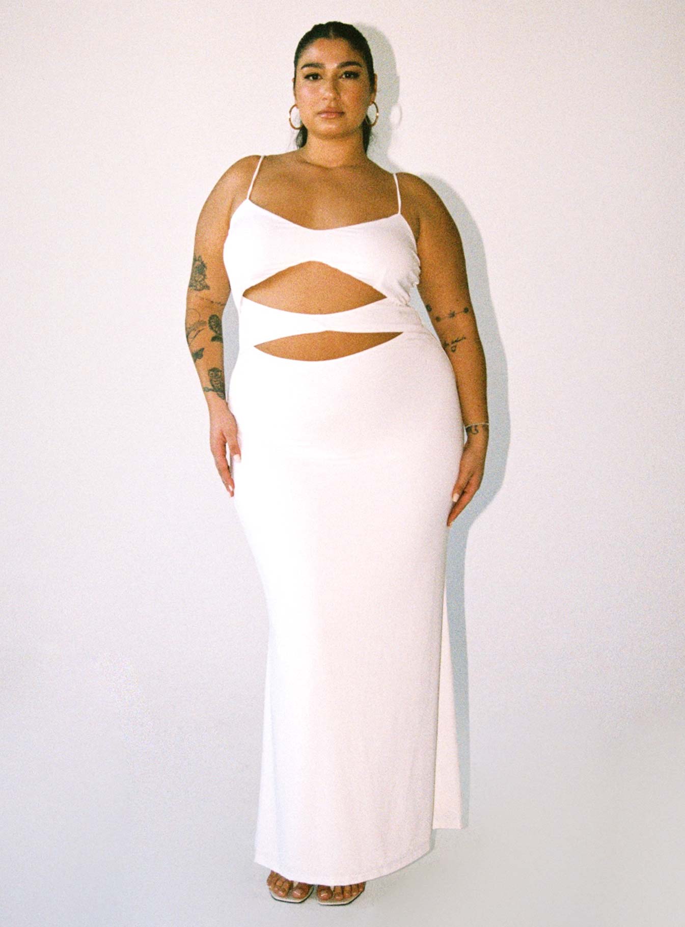 Maci Maxi Dress White Curve - Image 2