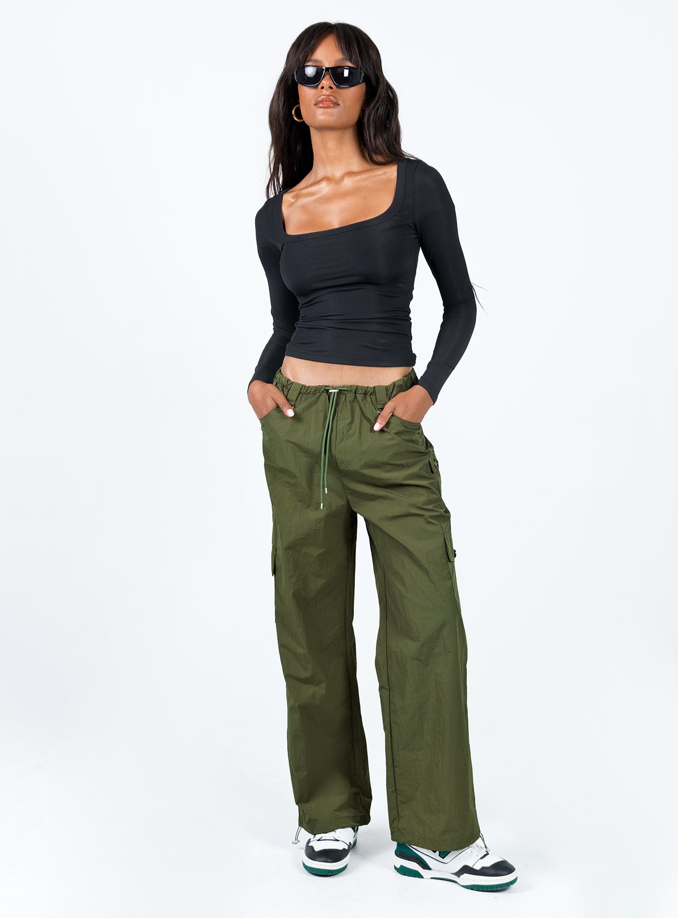Erave Parachute Pants Khaki - Image 3