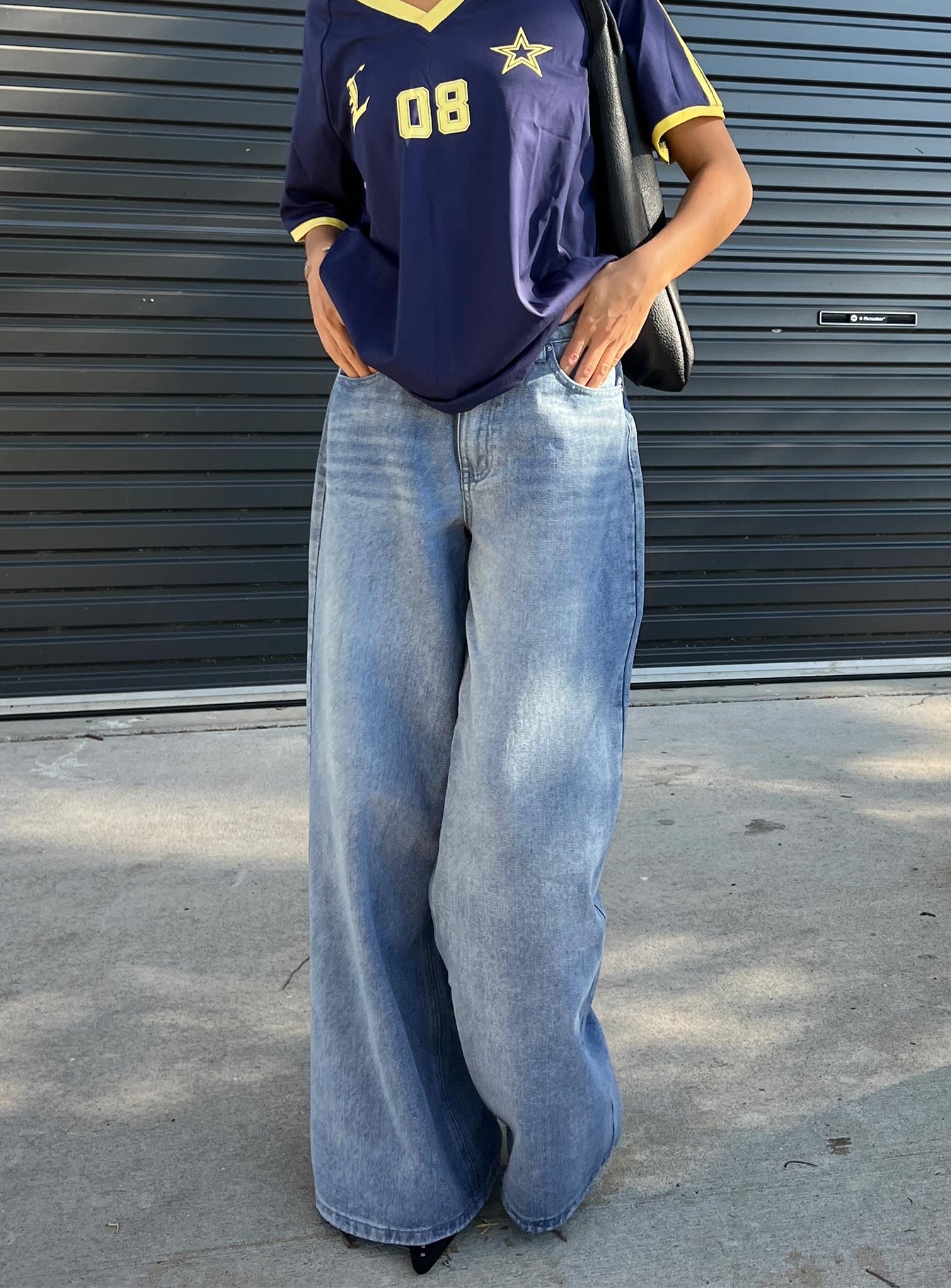 Naylor Mid Rise Wide Leg Jeans Light Blue Wash - Image 18