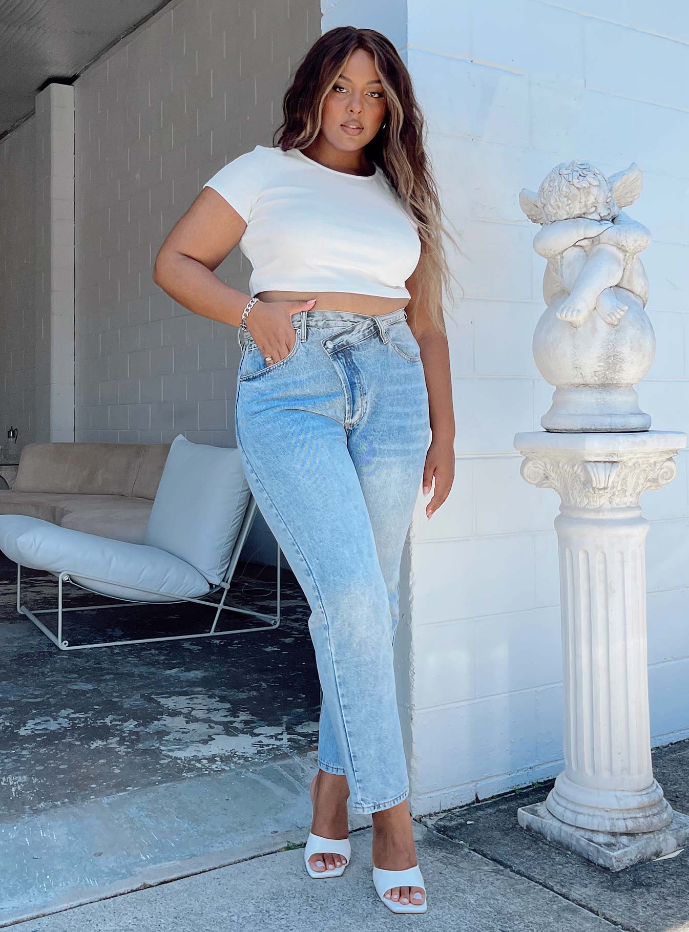 Classic Crop Tee White Curve - Image 2