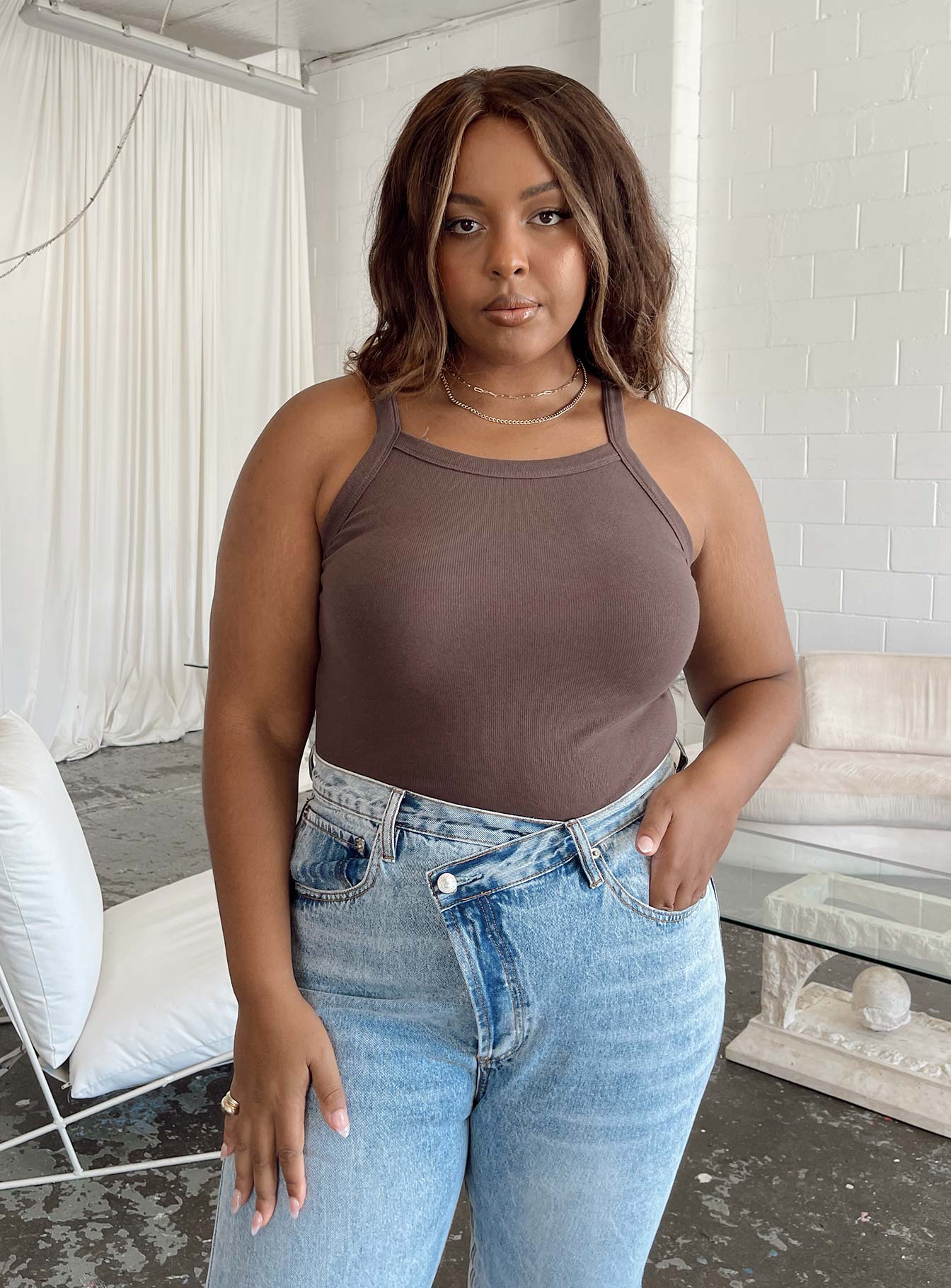 Lindsey Bodysuit Brown Curve - Image 7