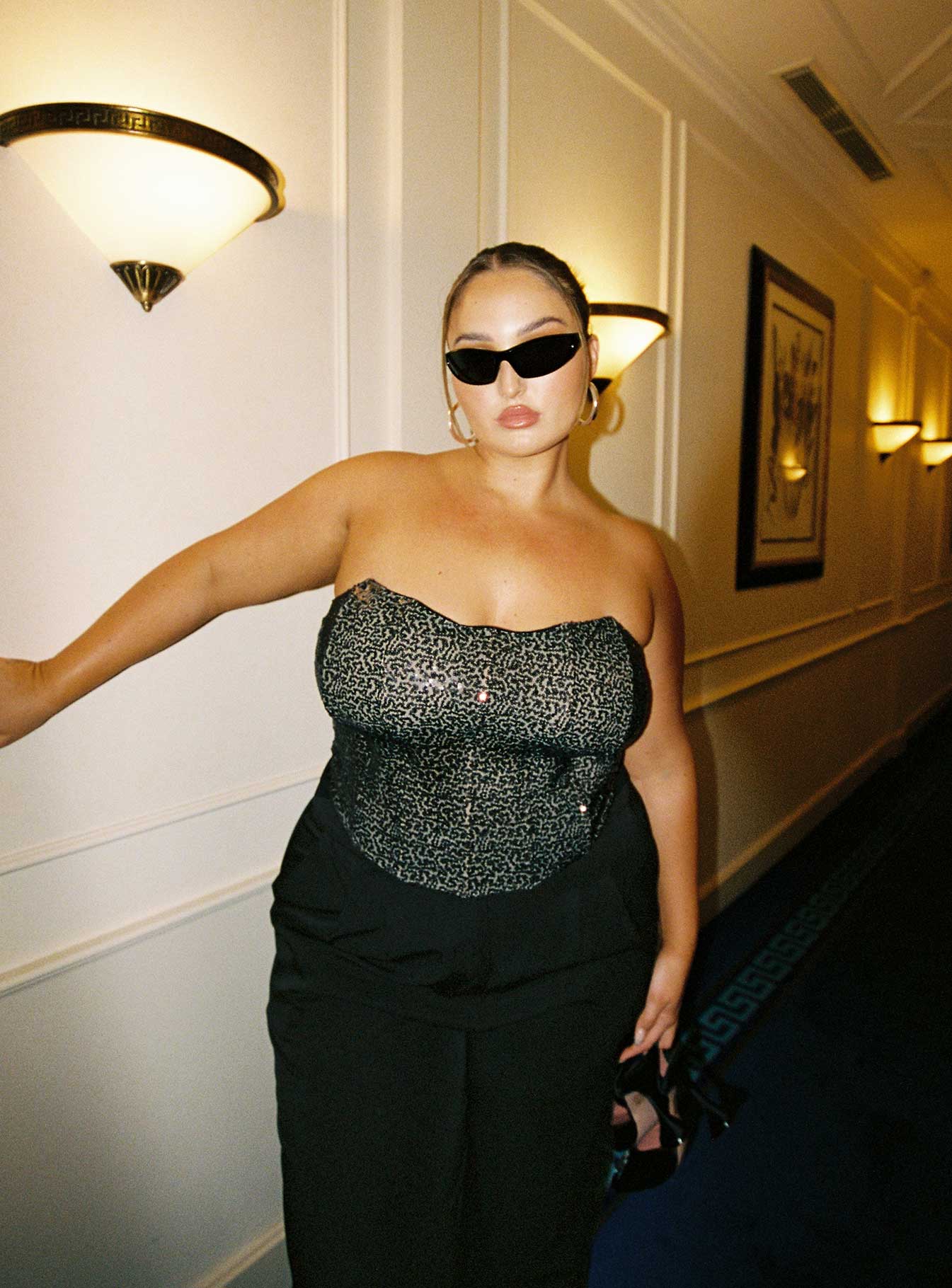 Azriel Corset Black Curve - Image 2