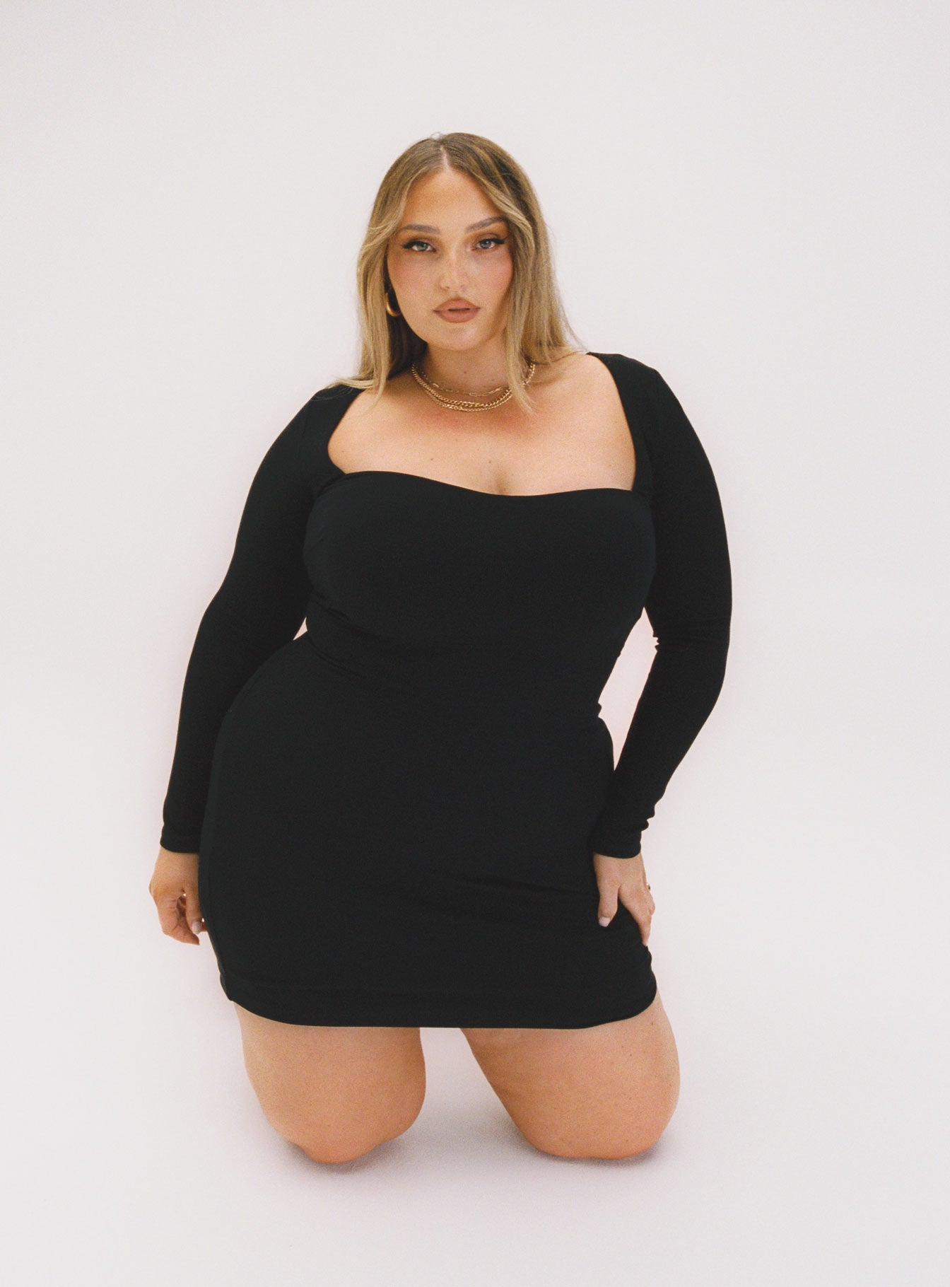 Nolan Mini Dress Black Curve - Image 2