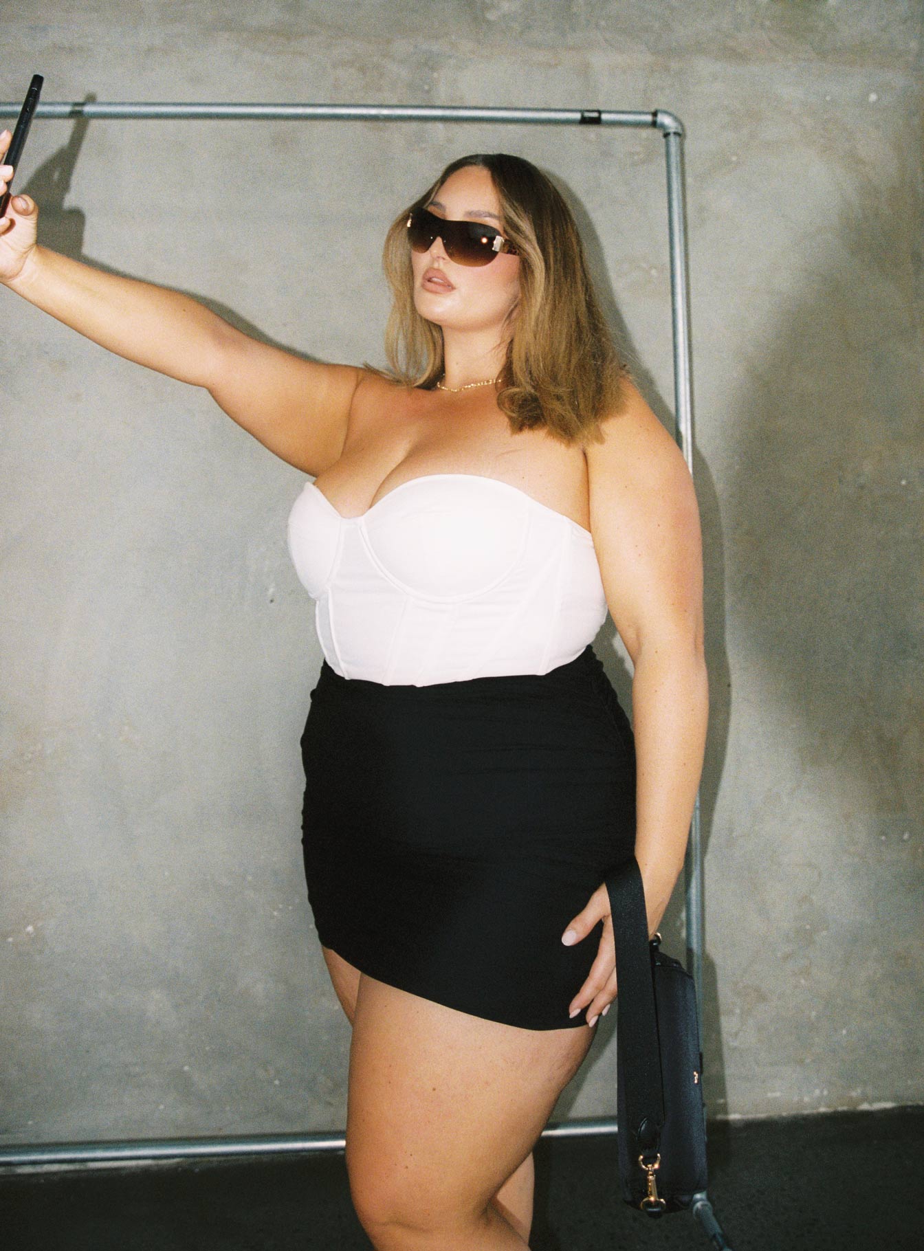 Endless Love Corset Top White Curve - Image 2