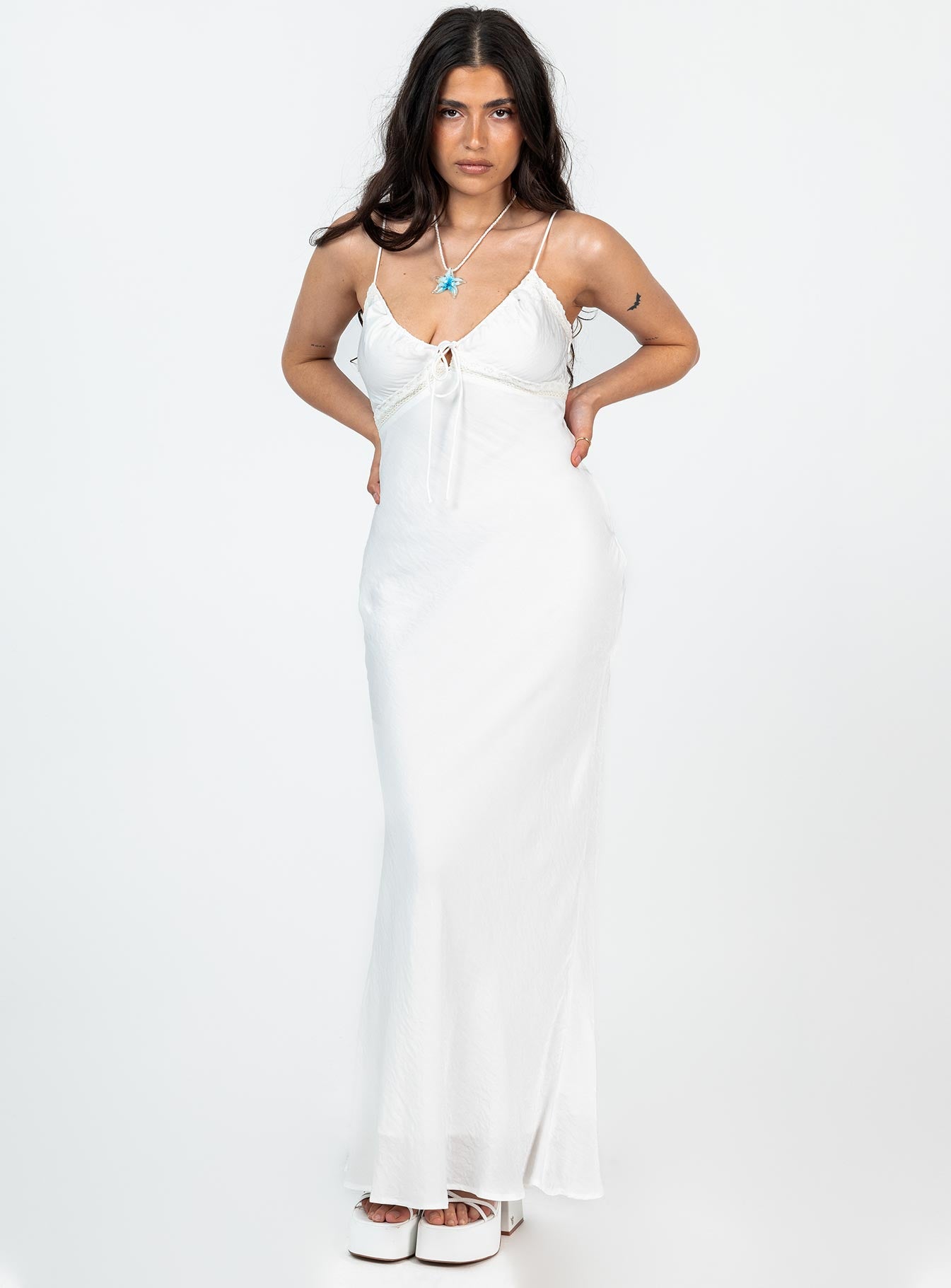 Emily Maxi Dress White Petite - Image 7