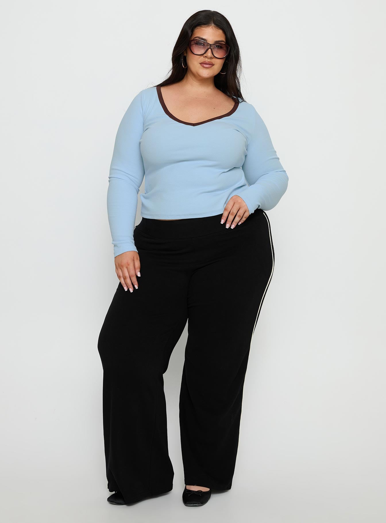 Baseline V Neck Long Sleeve Top Blue / Brown Curve - Image 3