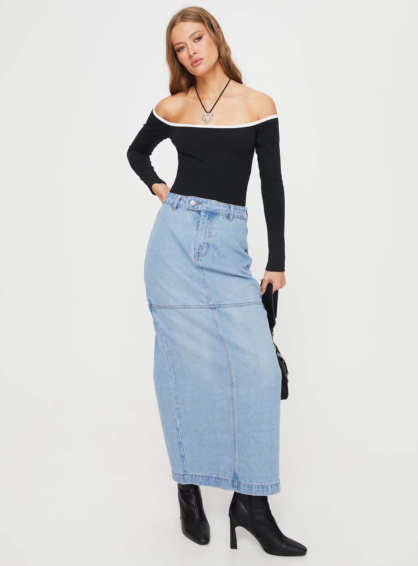 Markanna Denim Midi Skirt Light Wash - Image 2