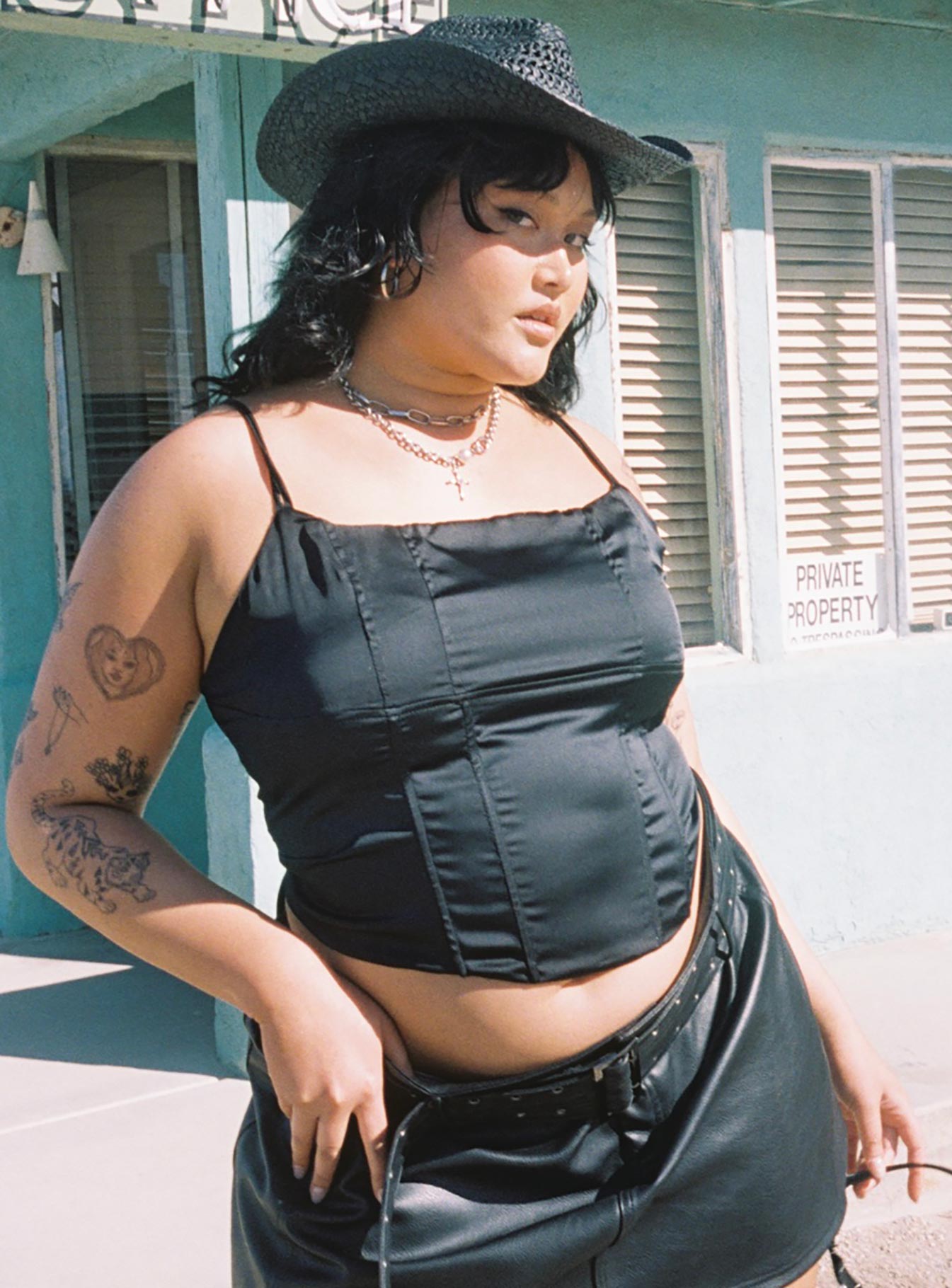 Zora Satin Corset Top Black Curve - Image 2