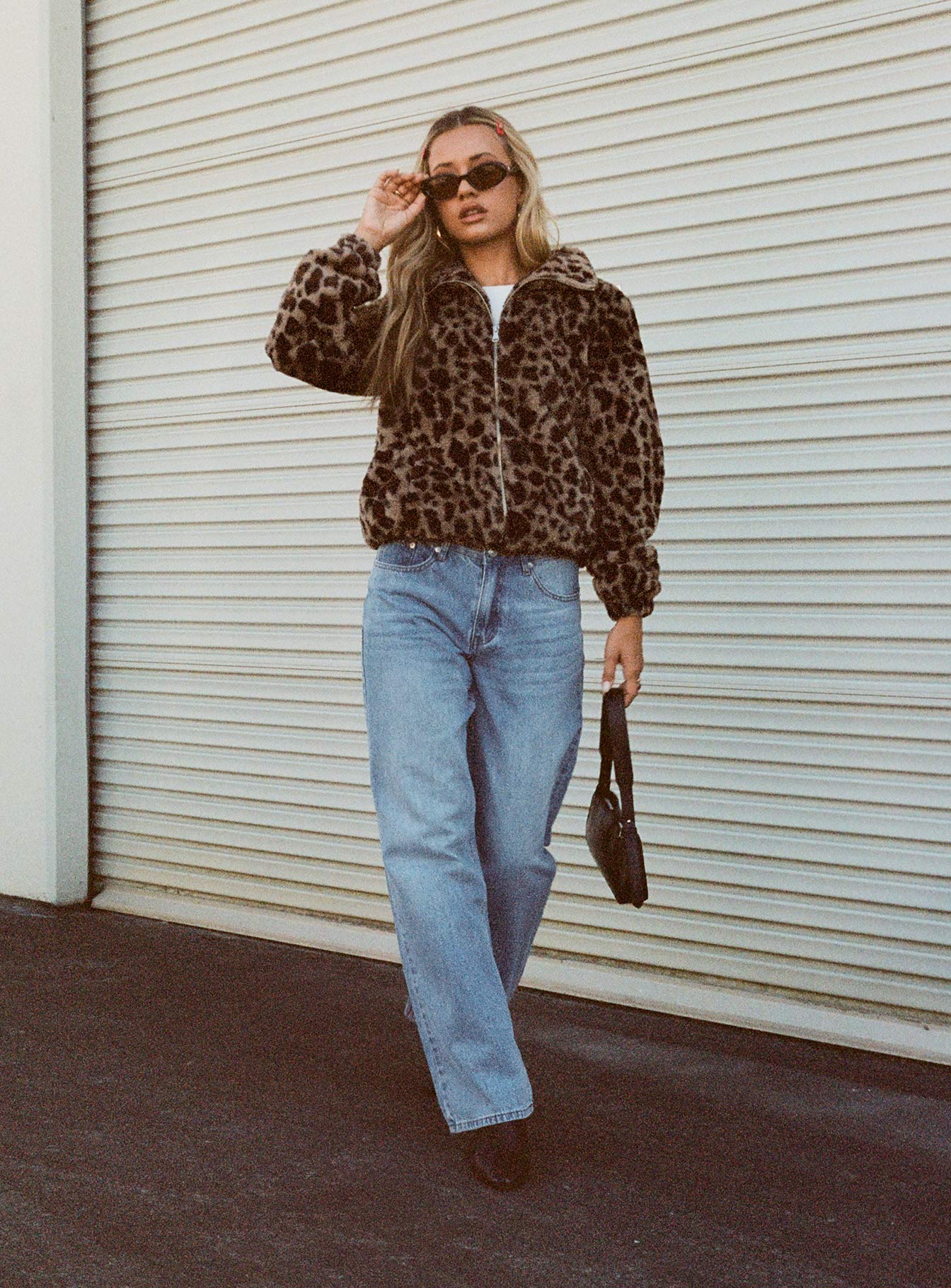 Colemane Mid Rise Denim Jeans Angel Blue Petite - Image 7