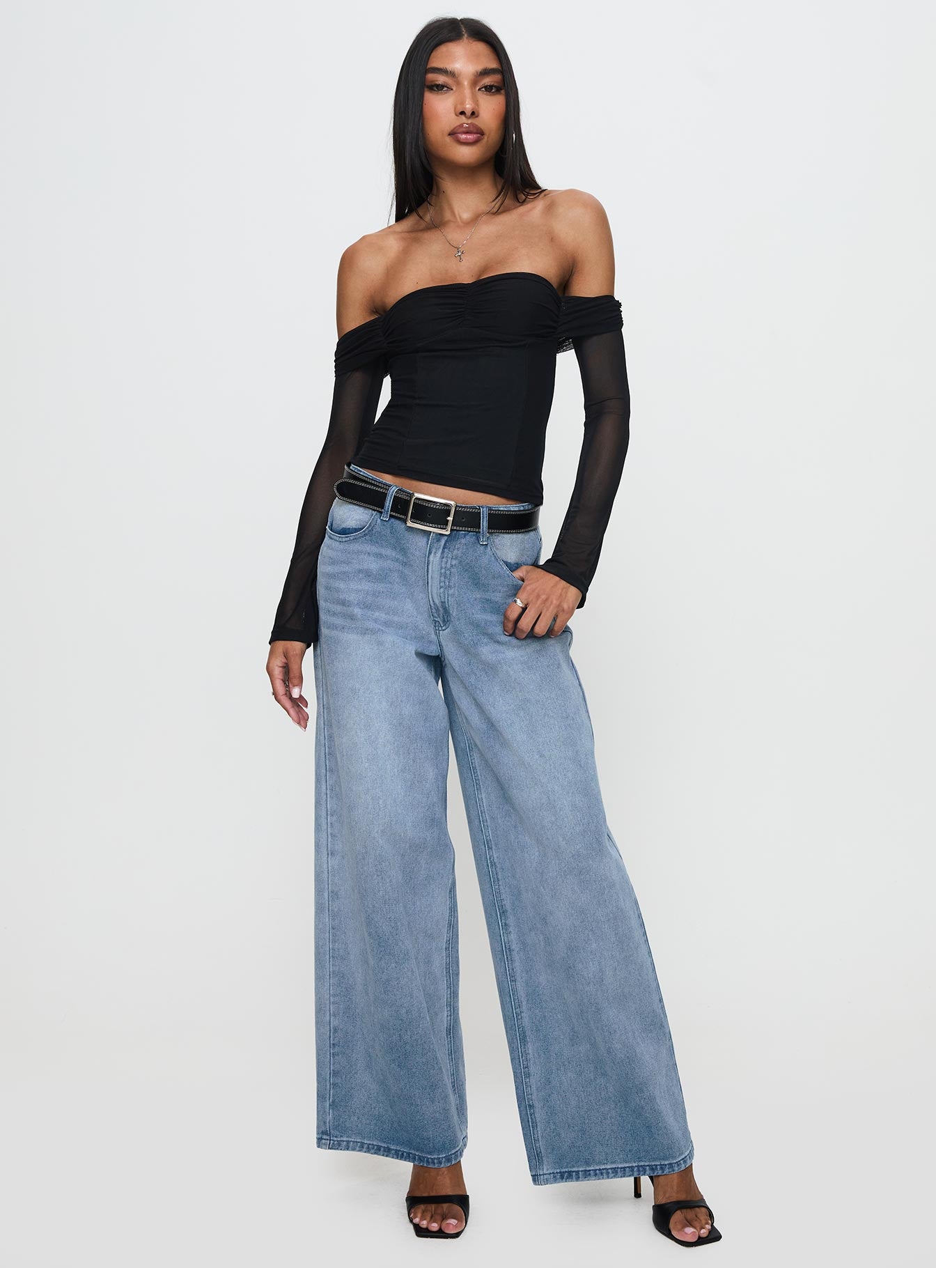 Saelan Off Shoulder Long Sleeve Top Black - Image 3