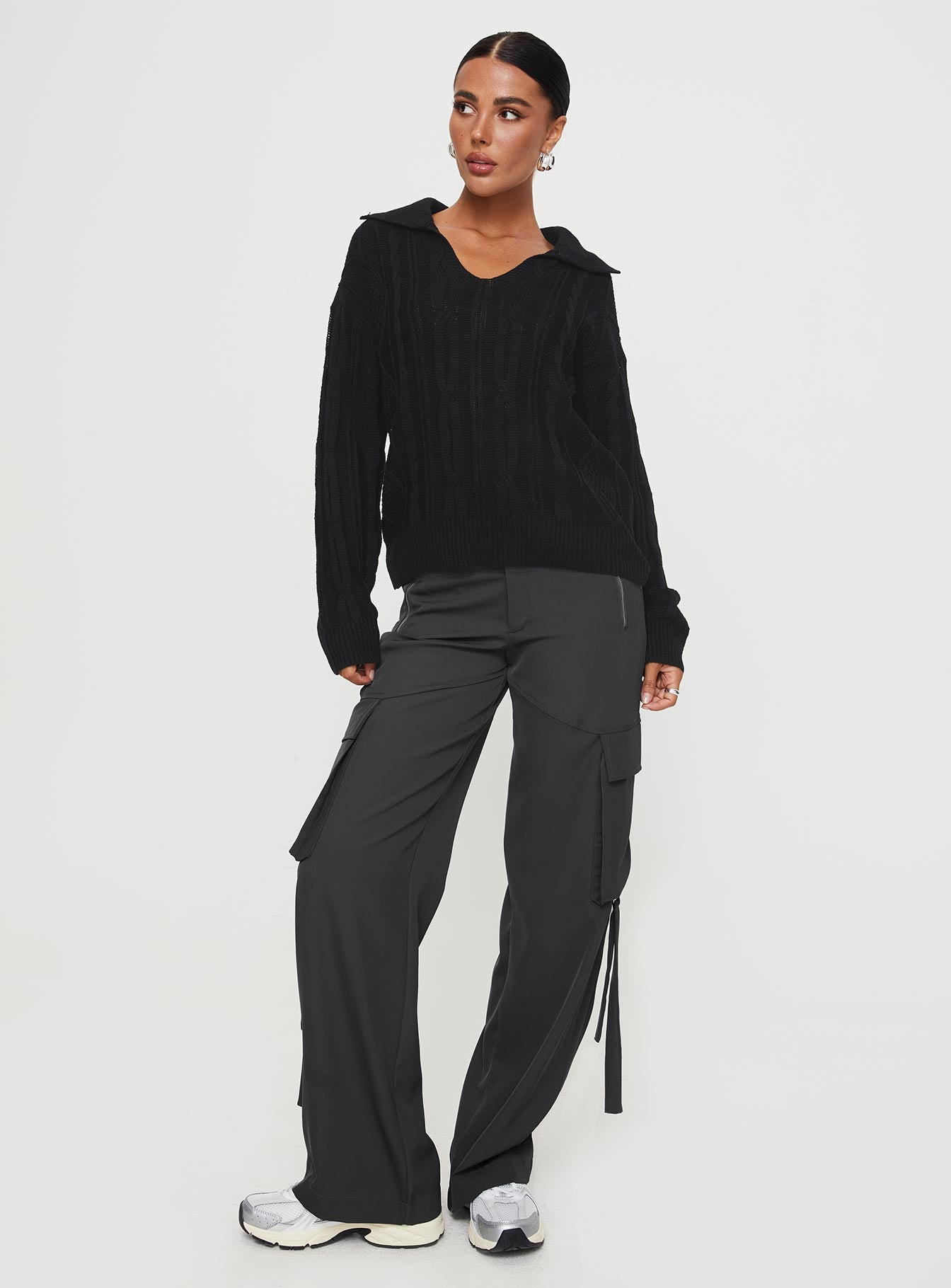 Symons Sweater Black - Image 3