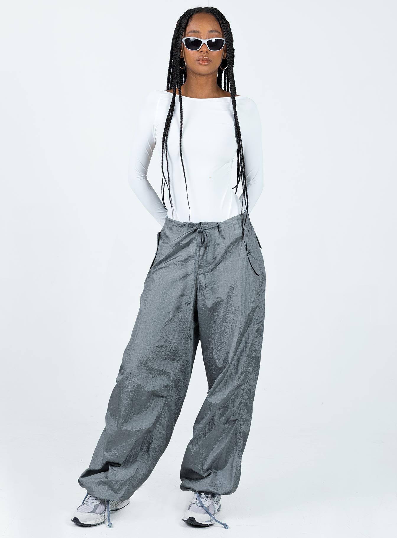 Motel Chute Trousers Grey - Image 3