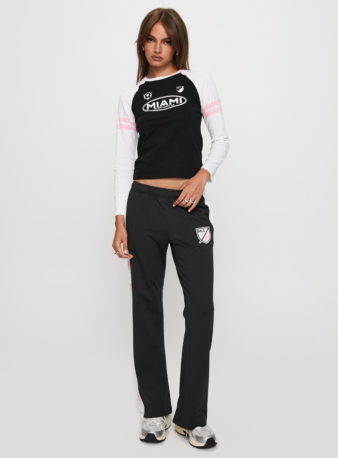 Track Star Pants Black - Image 3