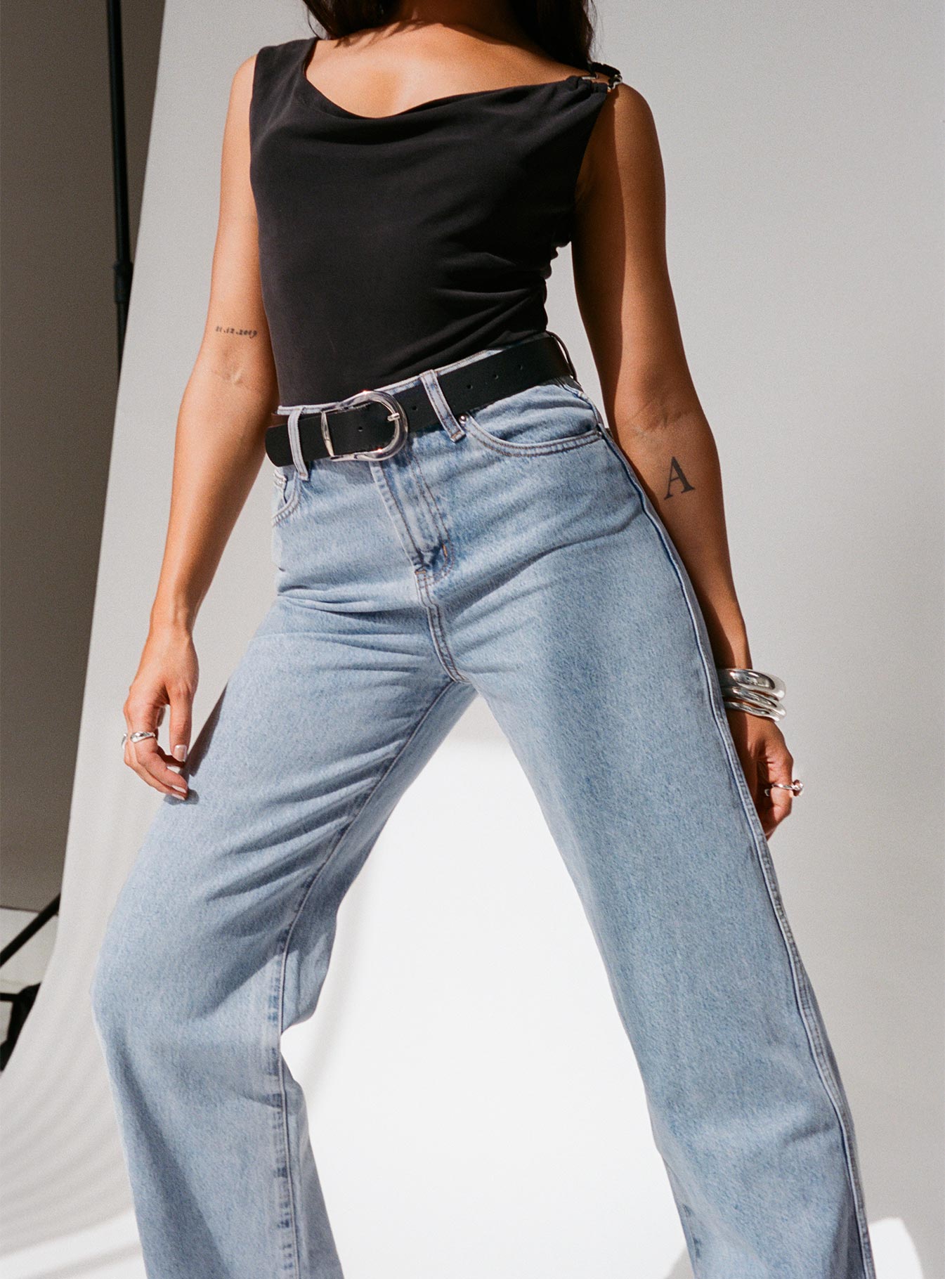 Karlina High Rise Straight Leg Jean Light Wash - Image 9