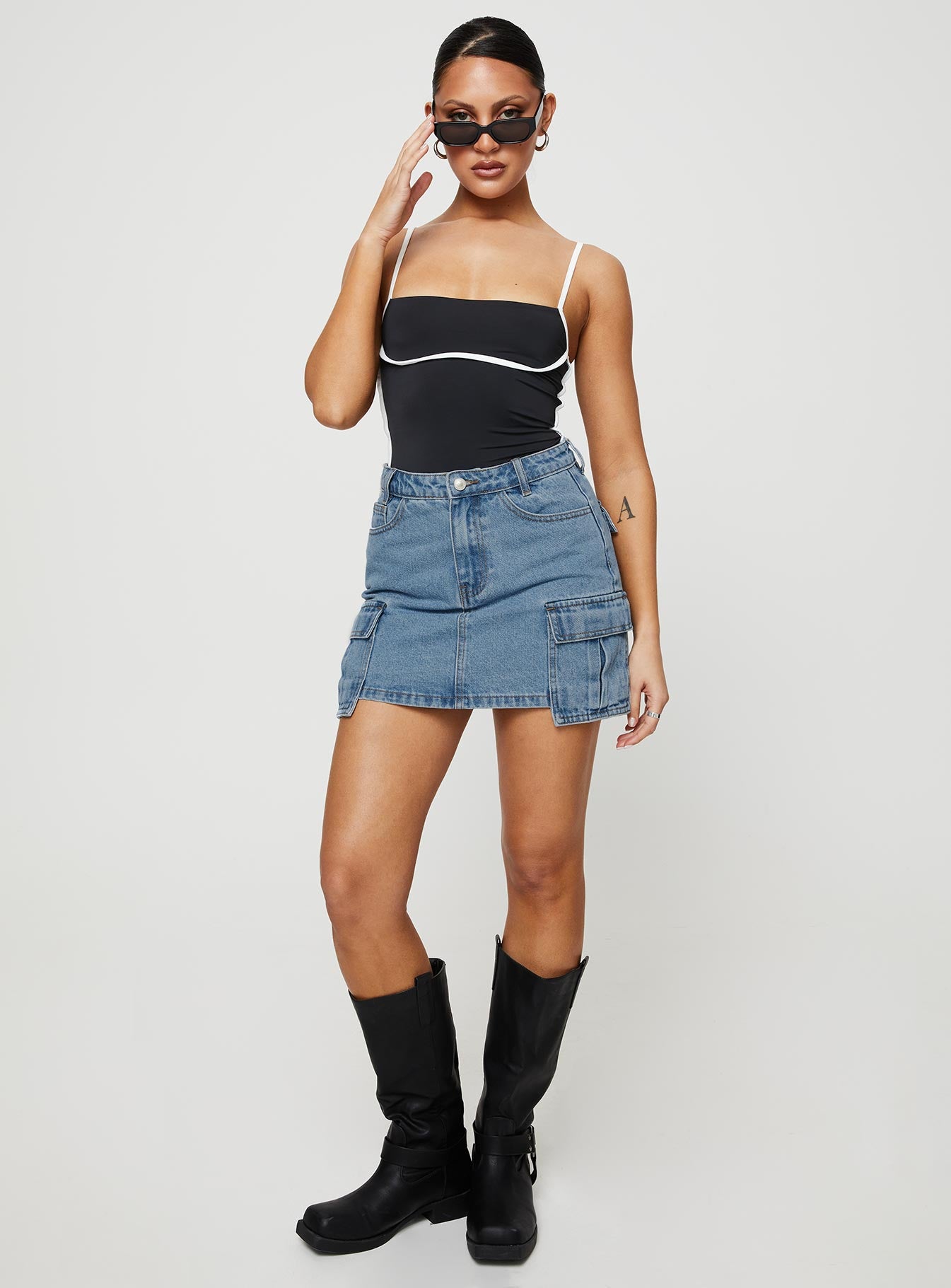 Maberley Denim Mini Skirt Mid Wash - Image 3