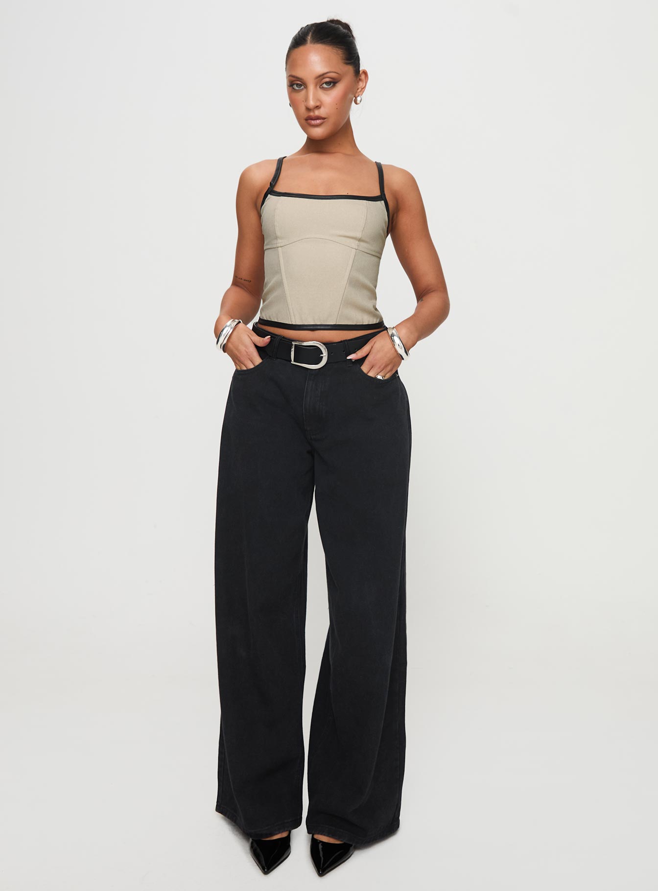 Thalorien Top Beige - Image 3