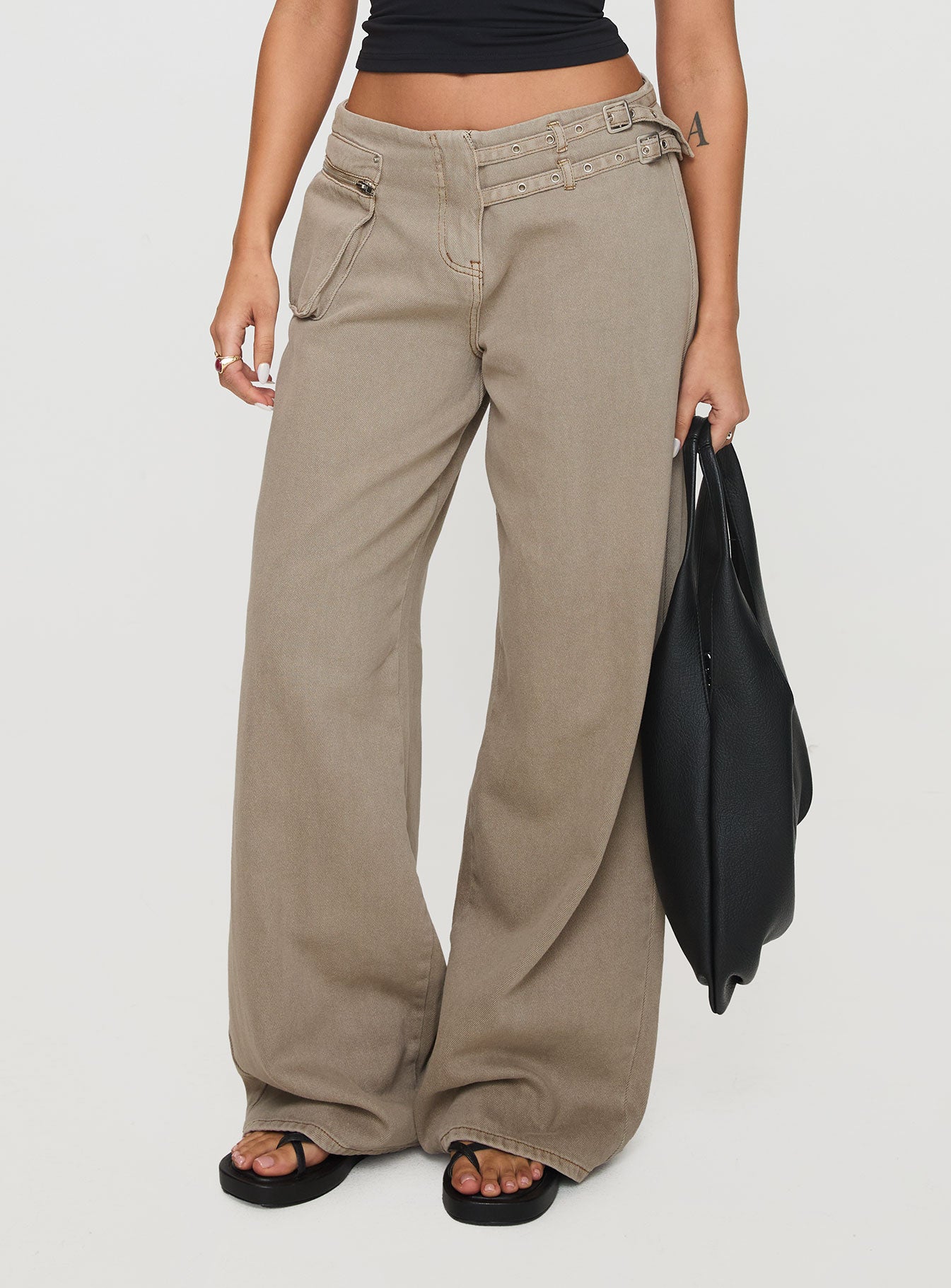 Paltrow Mid Rise Wide Leg Cargo Jeans Washed Brown Petite - Image 2