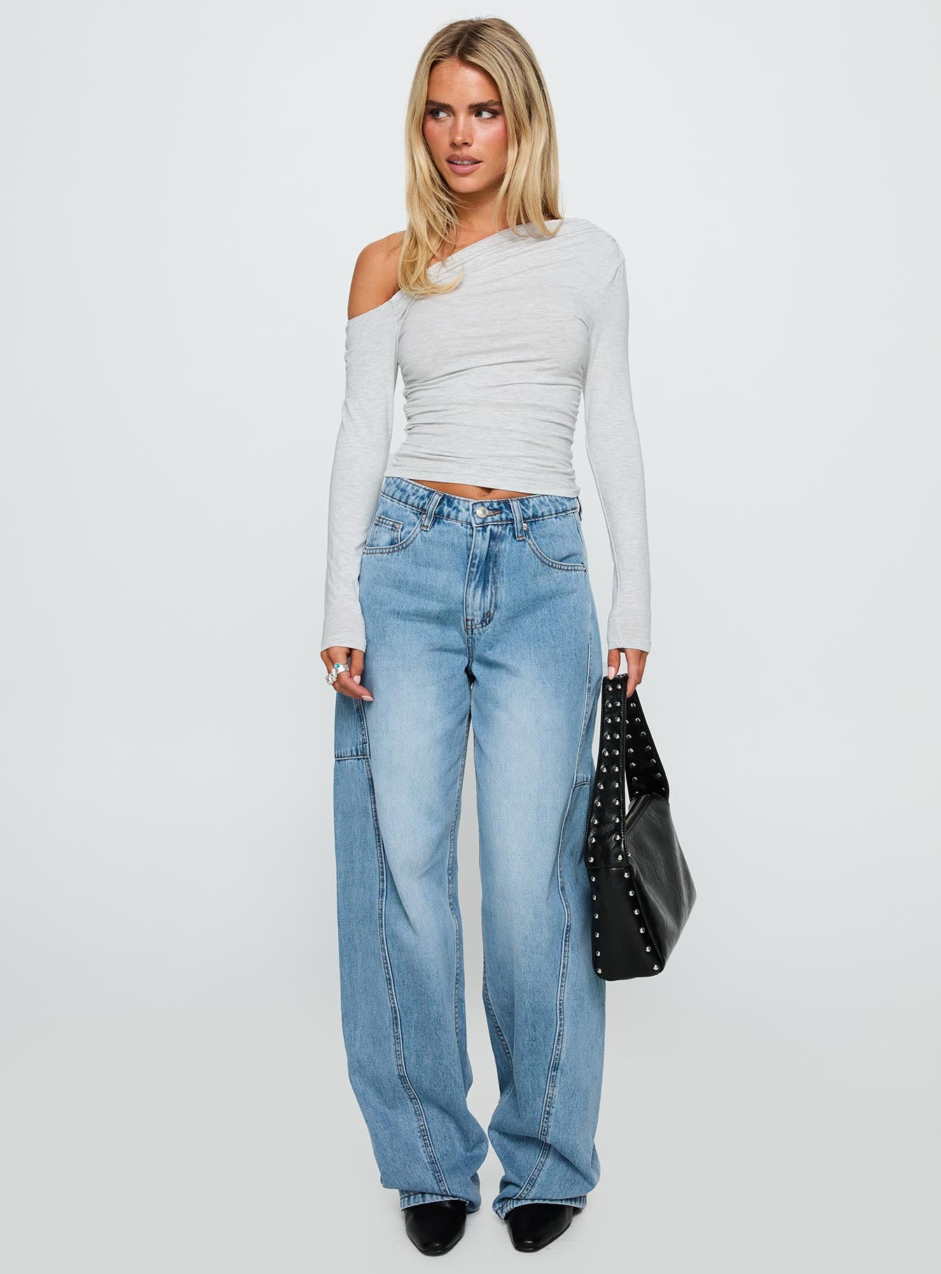Esperance Mid Rise Barrel Leg Jeans Vintage Blue - Image 3