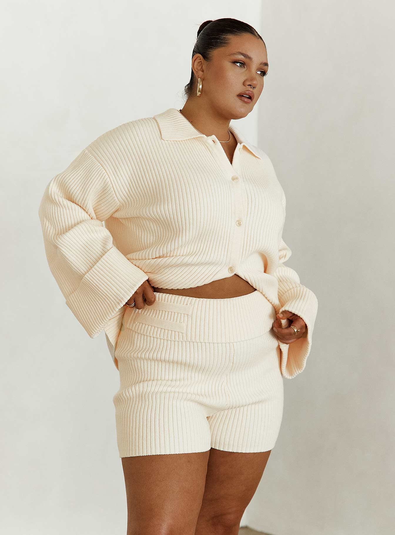 Jadri Knit Shorts Cream Curve - Image 2