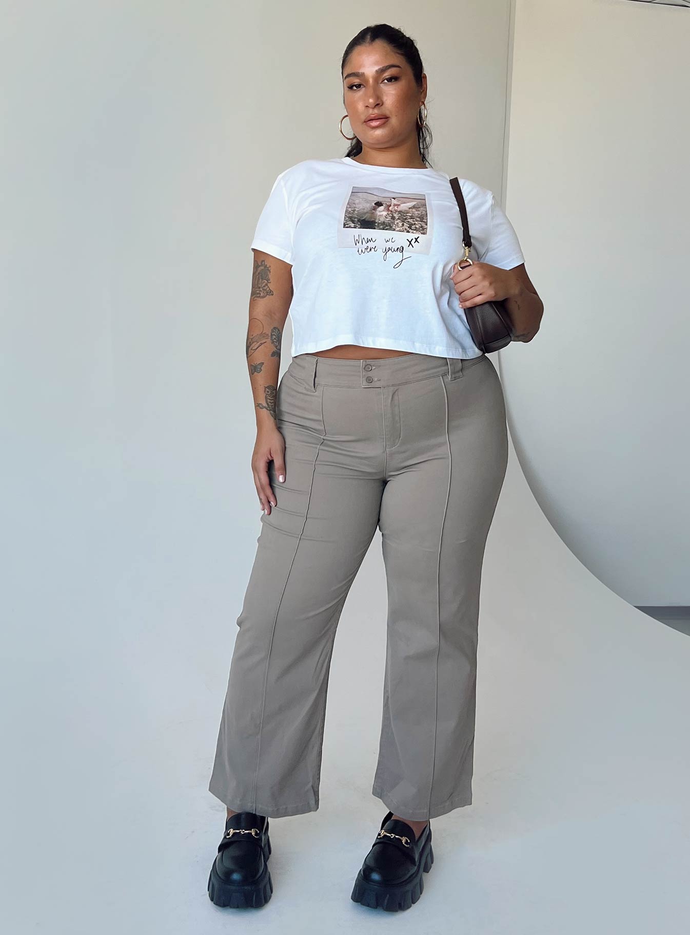 Shake It Graphic Tee White Curve - Image 2