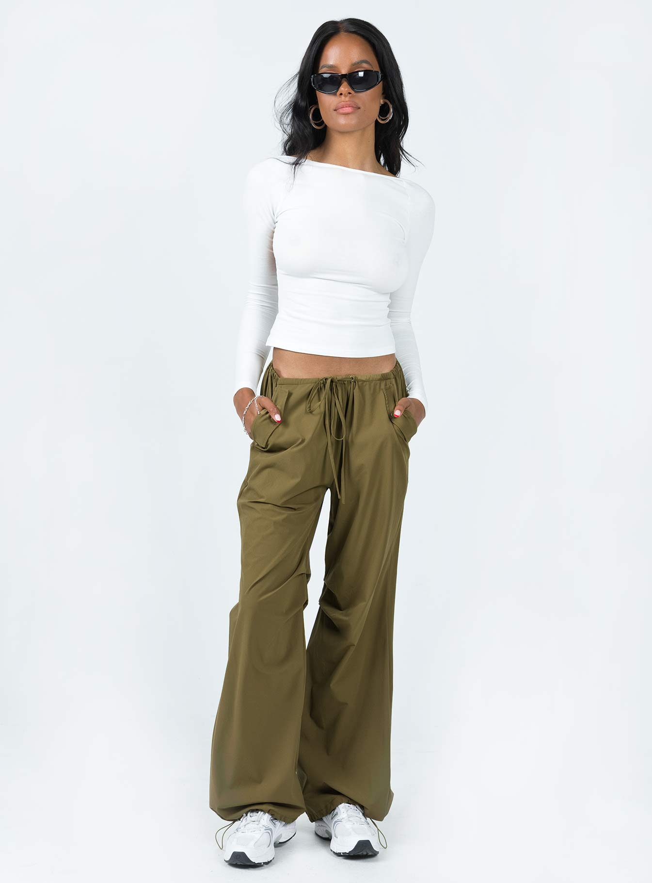 Somers Parachute Pant Khaki - Image 3