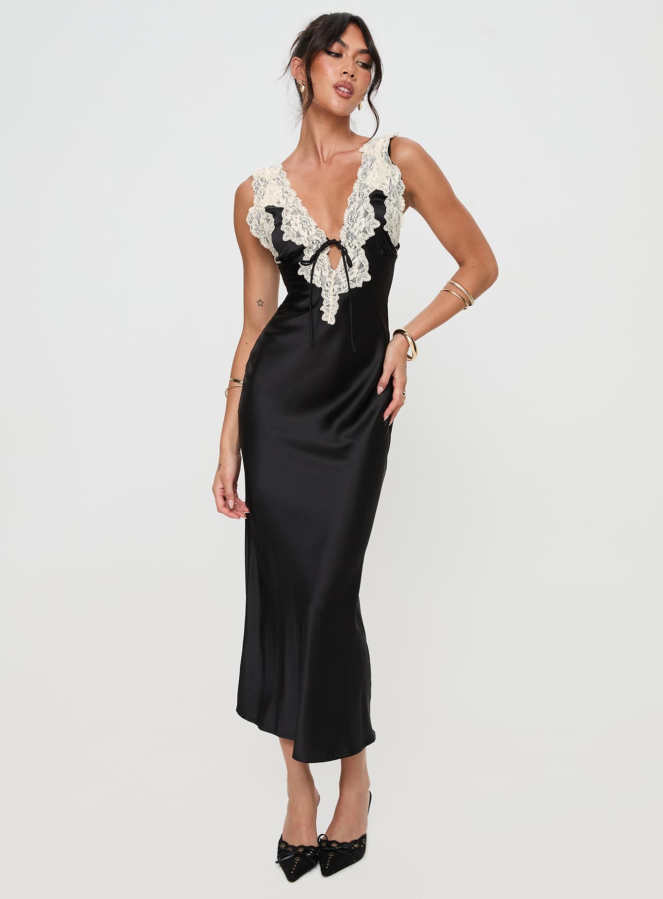 Nourish Maxi Dress Black - Image 3