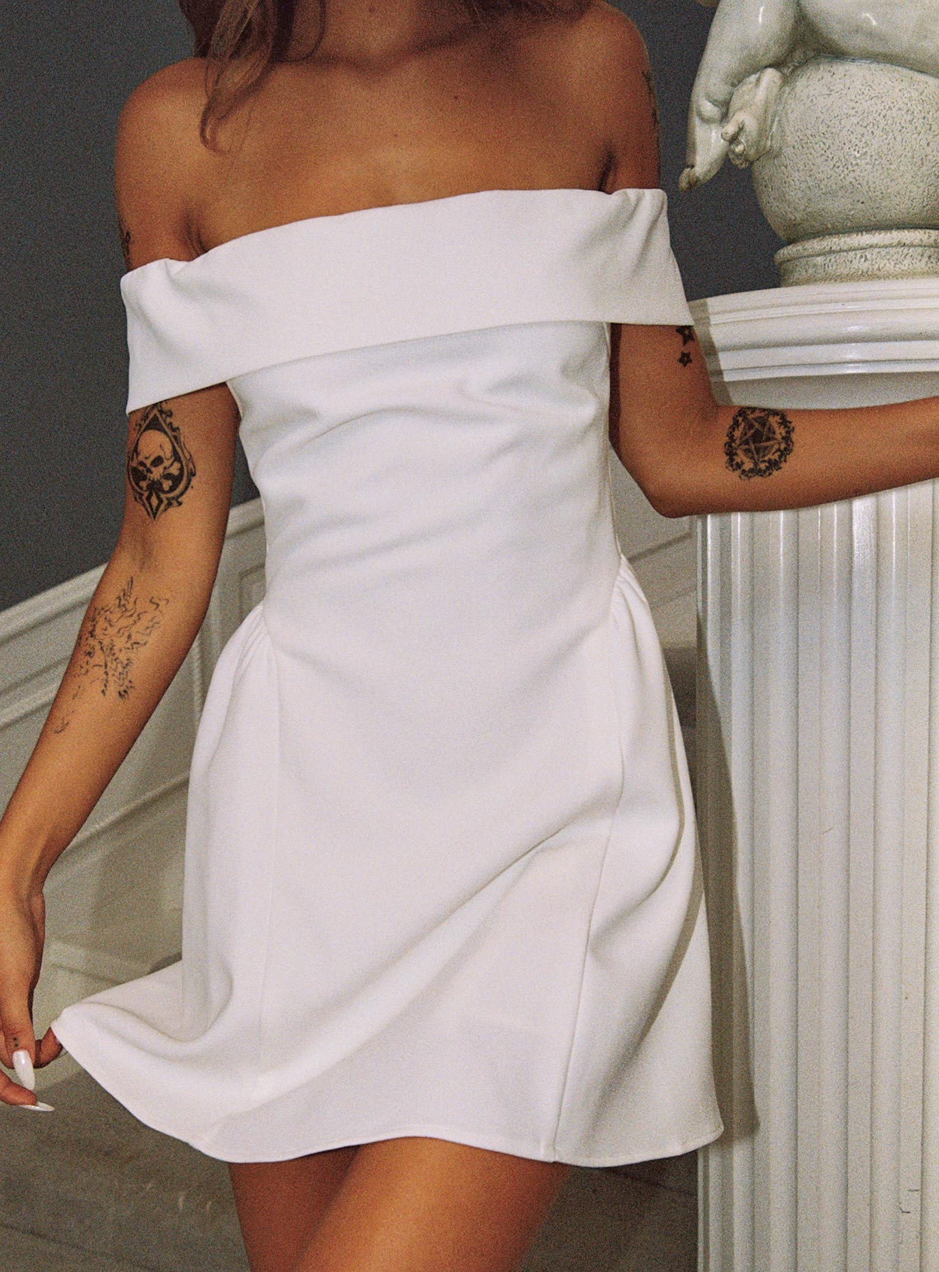 Main Character Strapless Mini Dress White - Image 3