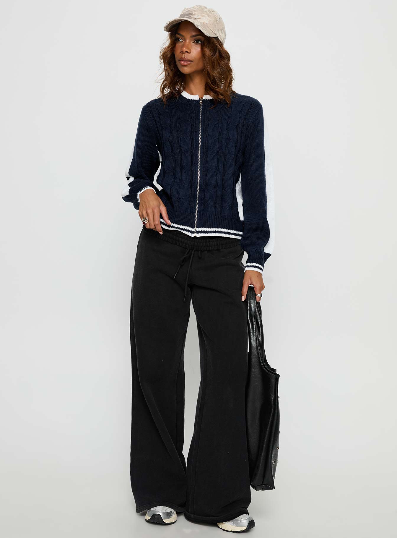 Tevyn Cable Knit Zip Through Knit Sweater Blue / Cream - Image 2