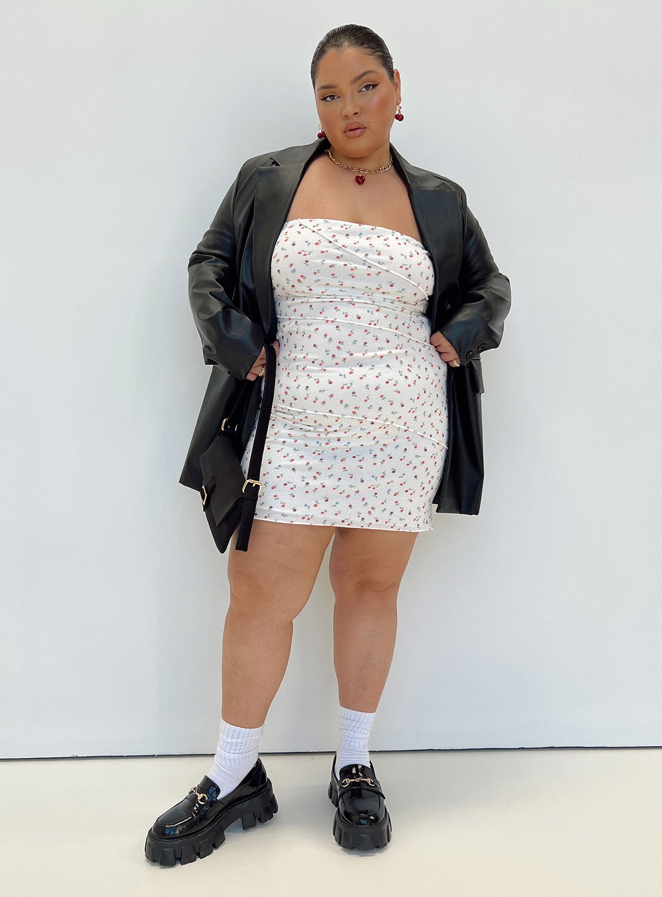 Oscar Mini Dress White Floral Curve - Image 5