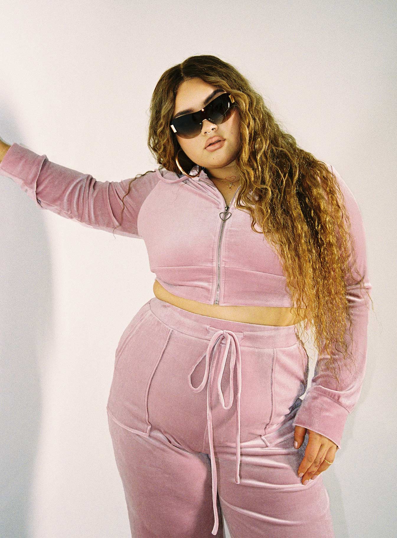 Velour Hoodie Pink Curve - Image 2