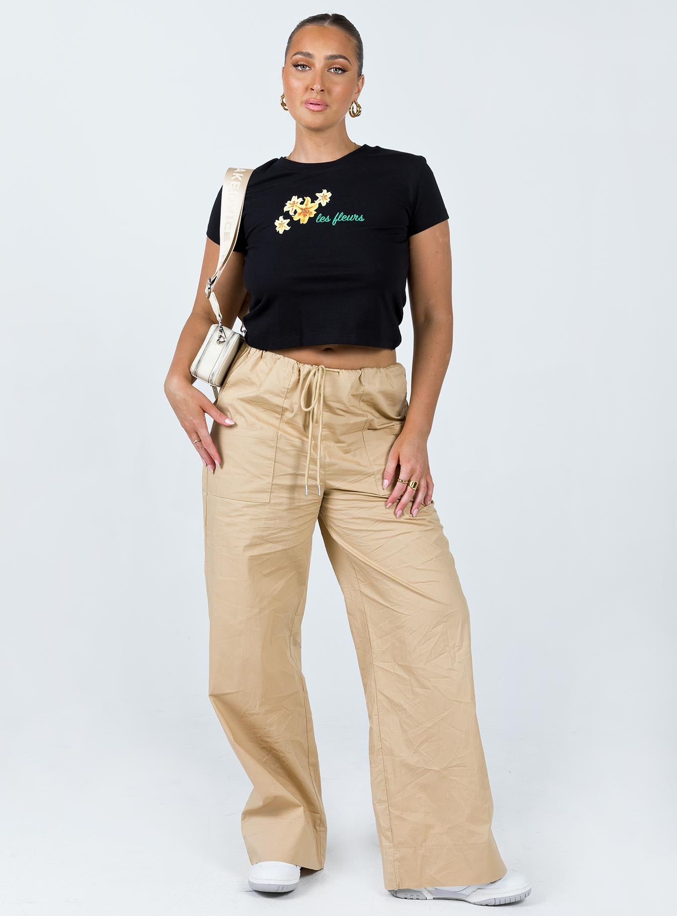 Le Fleurs Top Black - Image 3